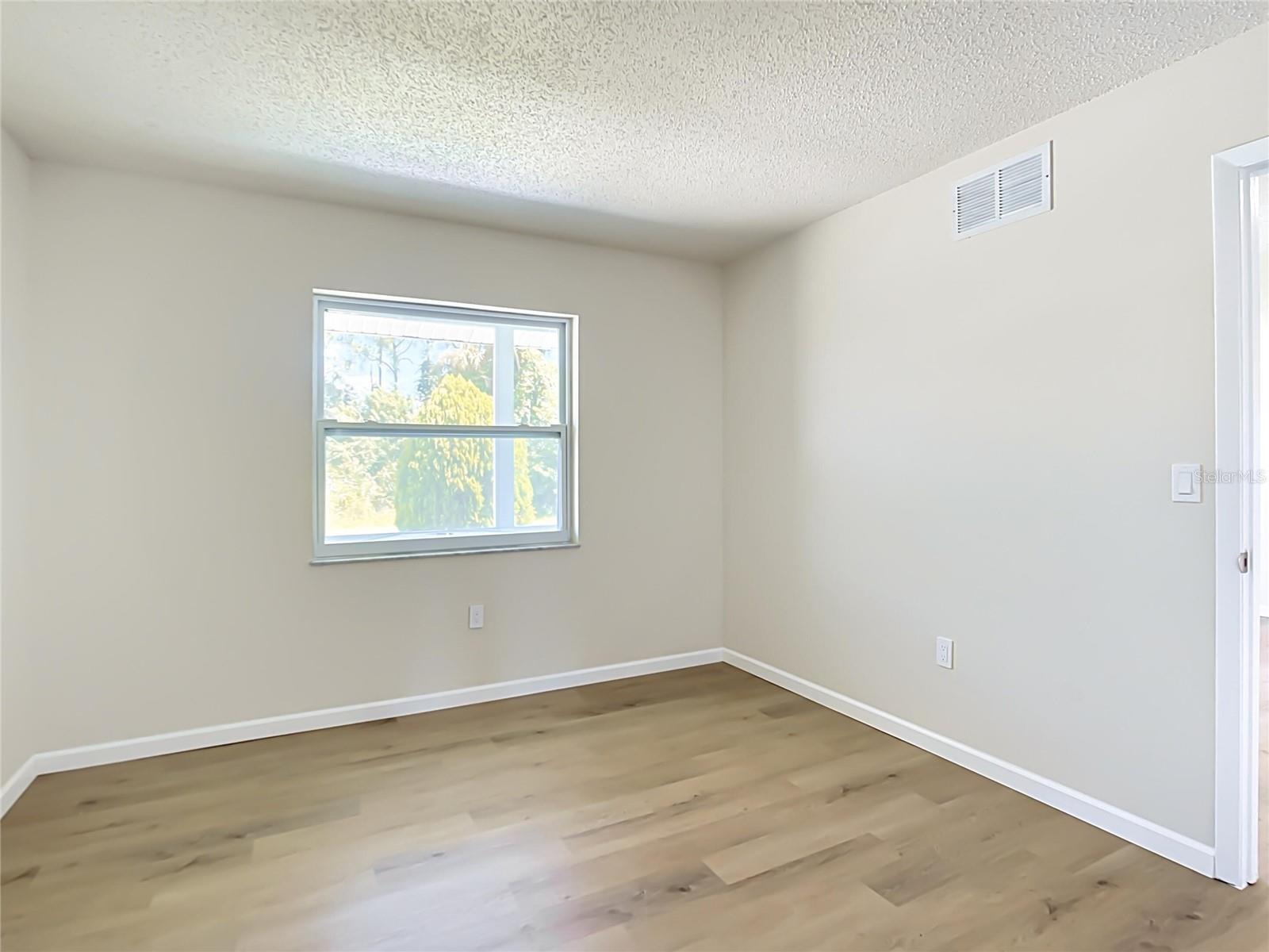 4441 Mulgrave Ave Property Photo 19