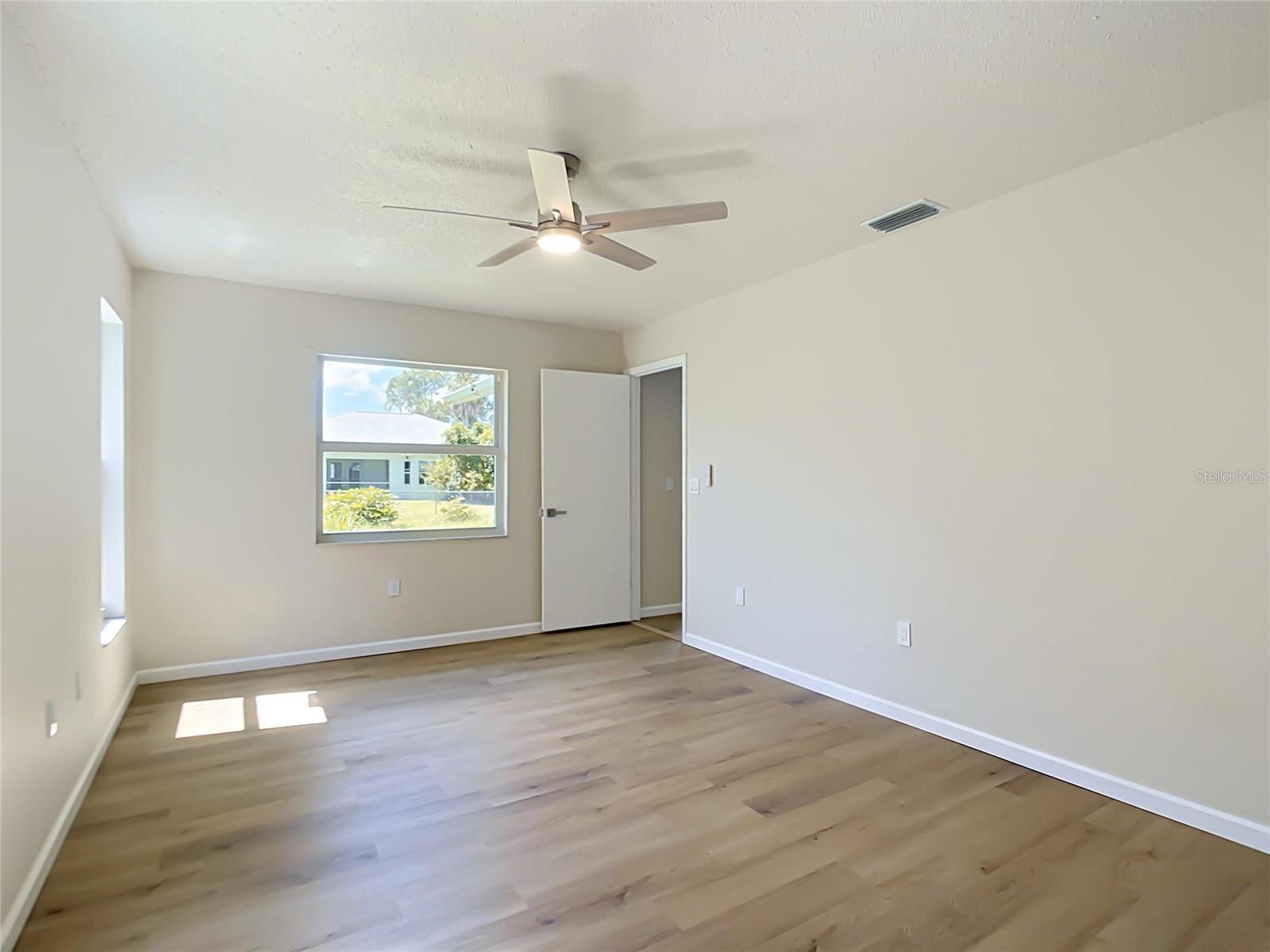 4441 Mulgrave Ave Property Photo 27