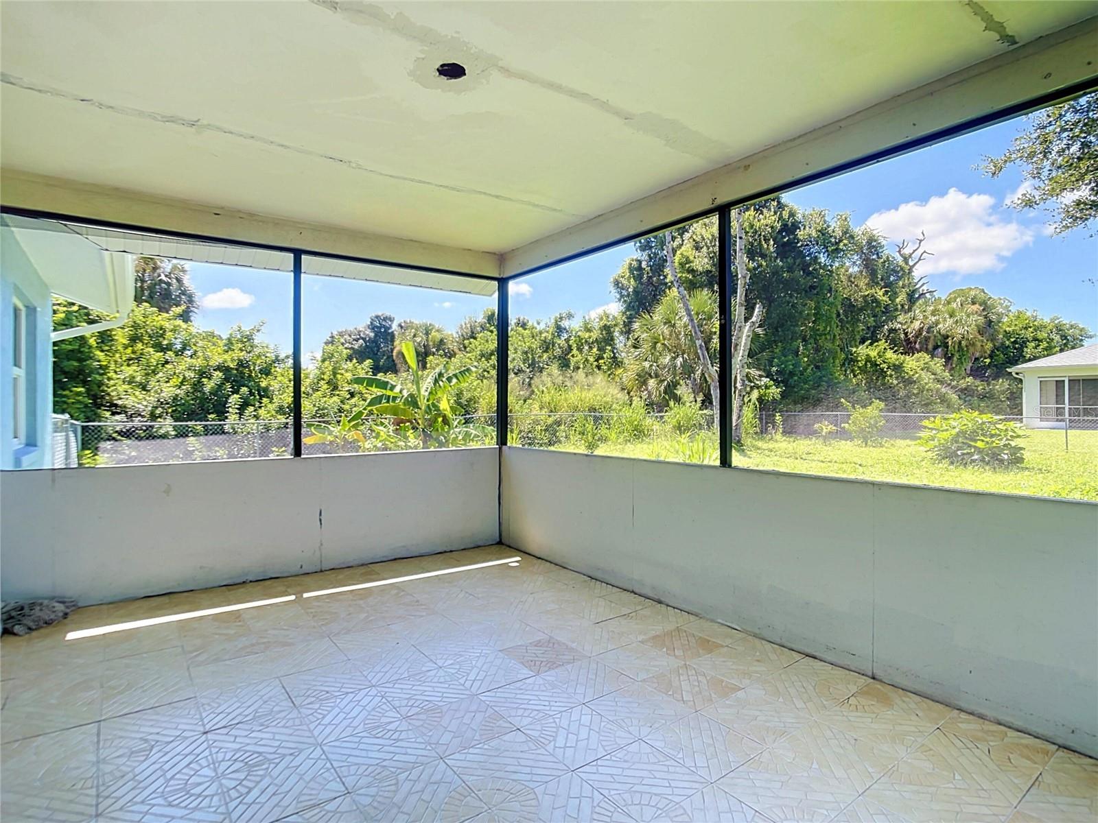 4441 Mulgrave Ave Property Photo 34