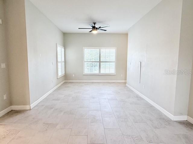 2408 Corrine Dr Property Photo 7