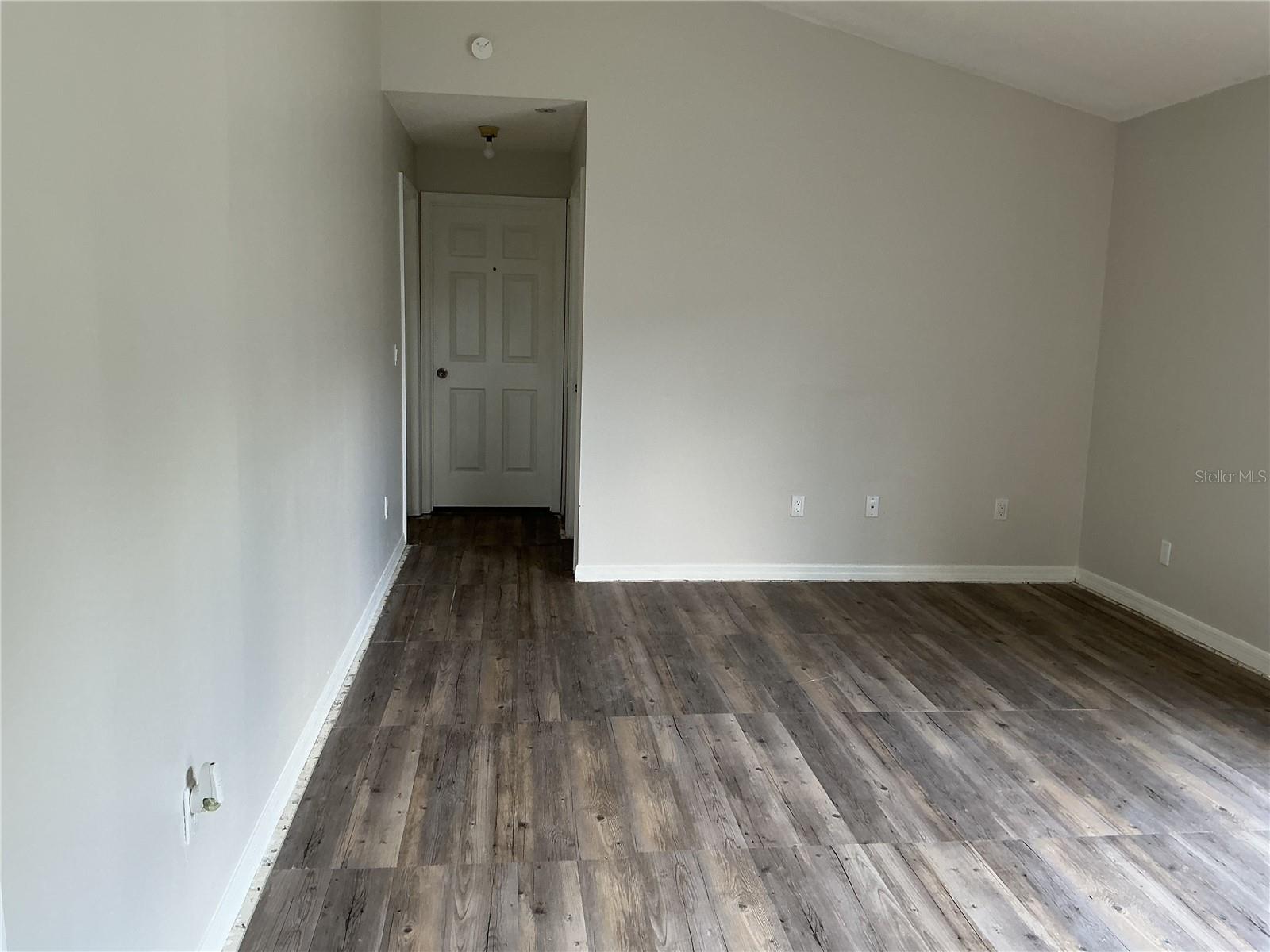 2513 Daffadil Ter Property Photo 11
