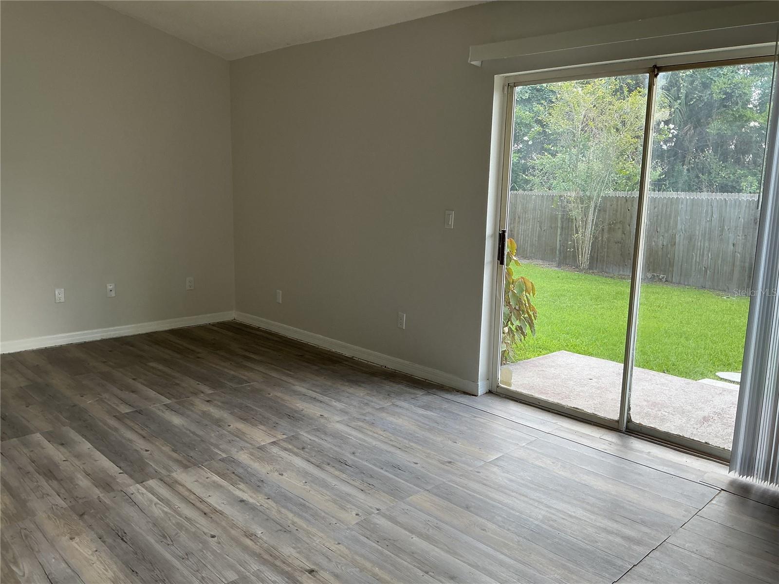 2513 Daffadil Ter Property Photo 13