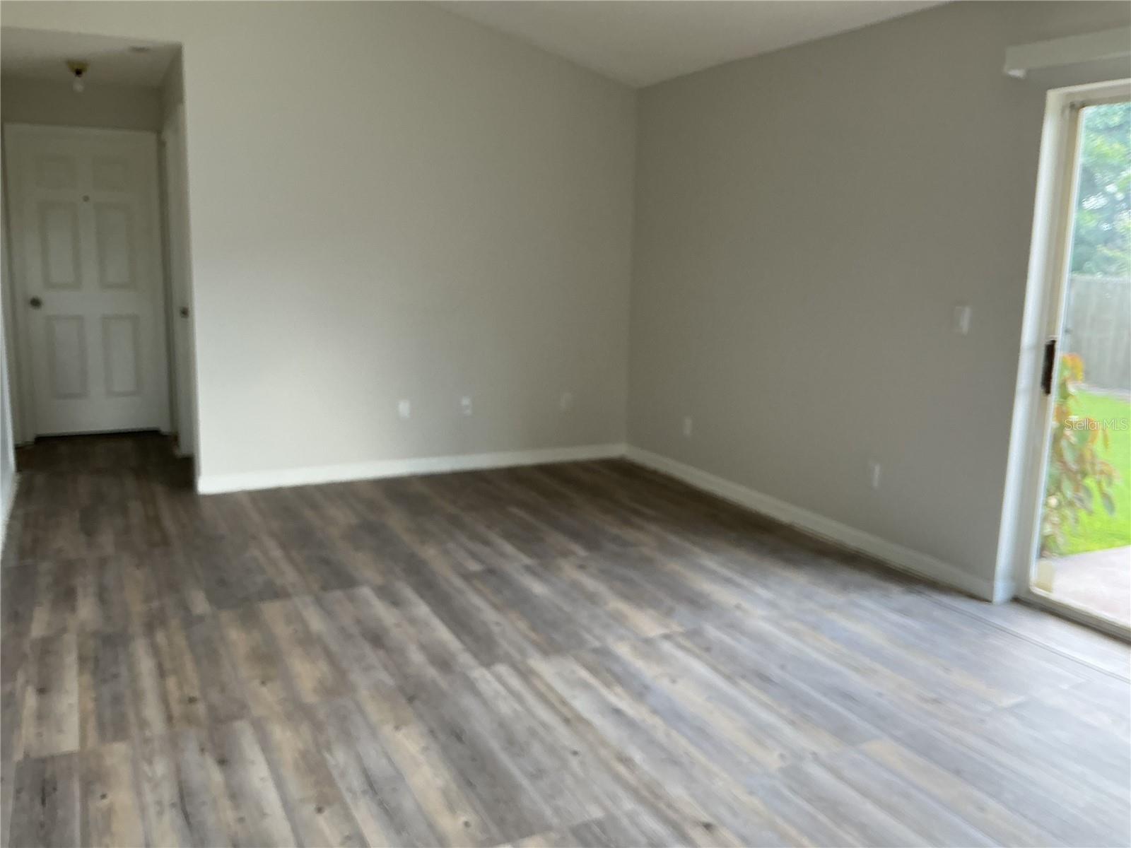 2513 Daffadil Ter Property Photo 14