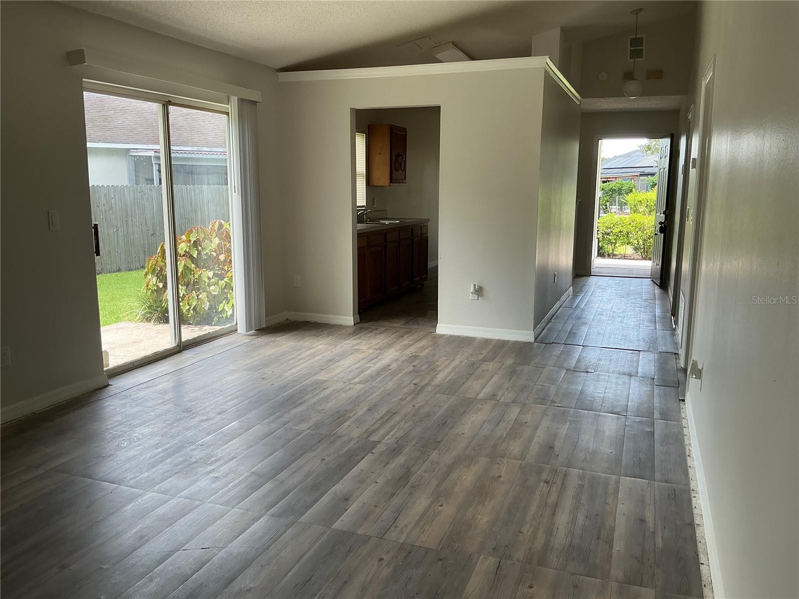 2513 Daffadil Ter Property Photo 15
