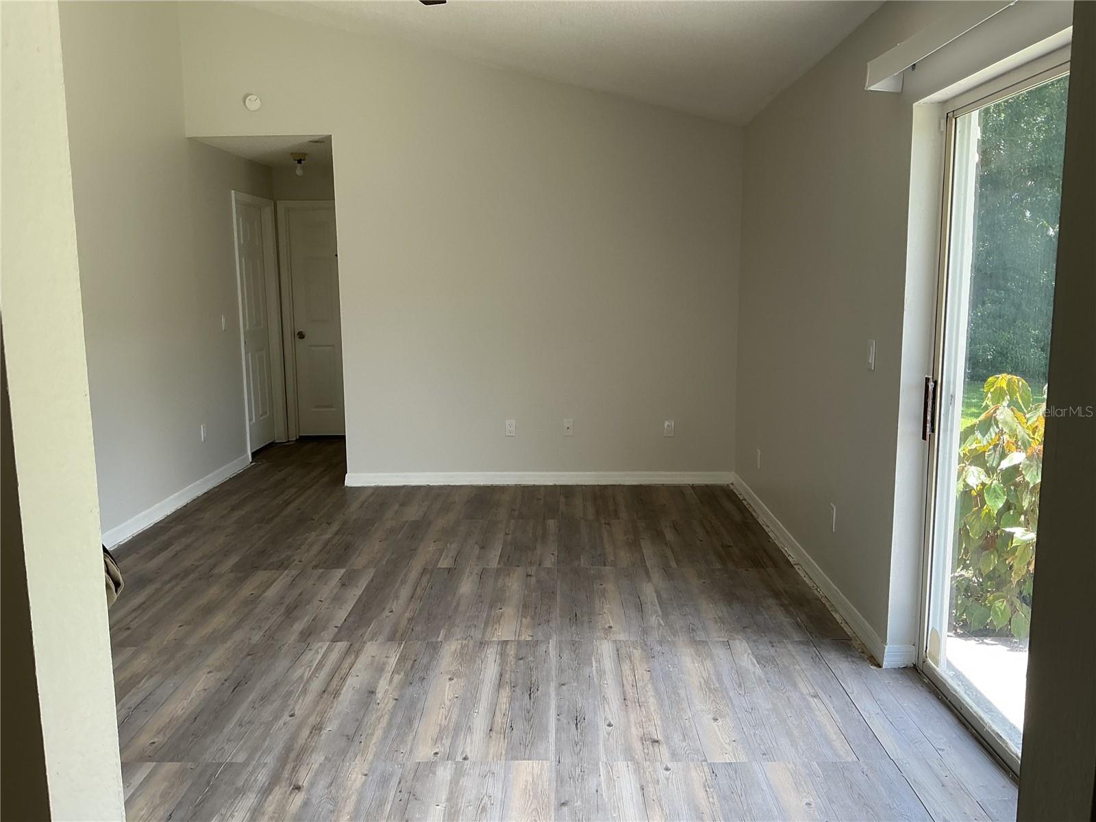2513 Daffadil Ter Property Photo 18