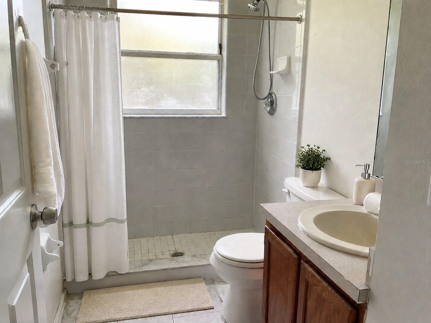 2513 Daffadil Ter Property Photo 24