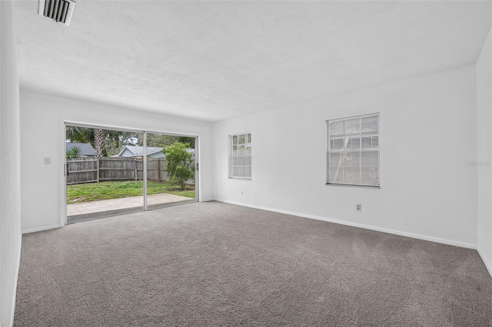 2453 Worthington Rd Property Photo 20