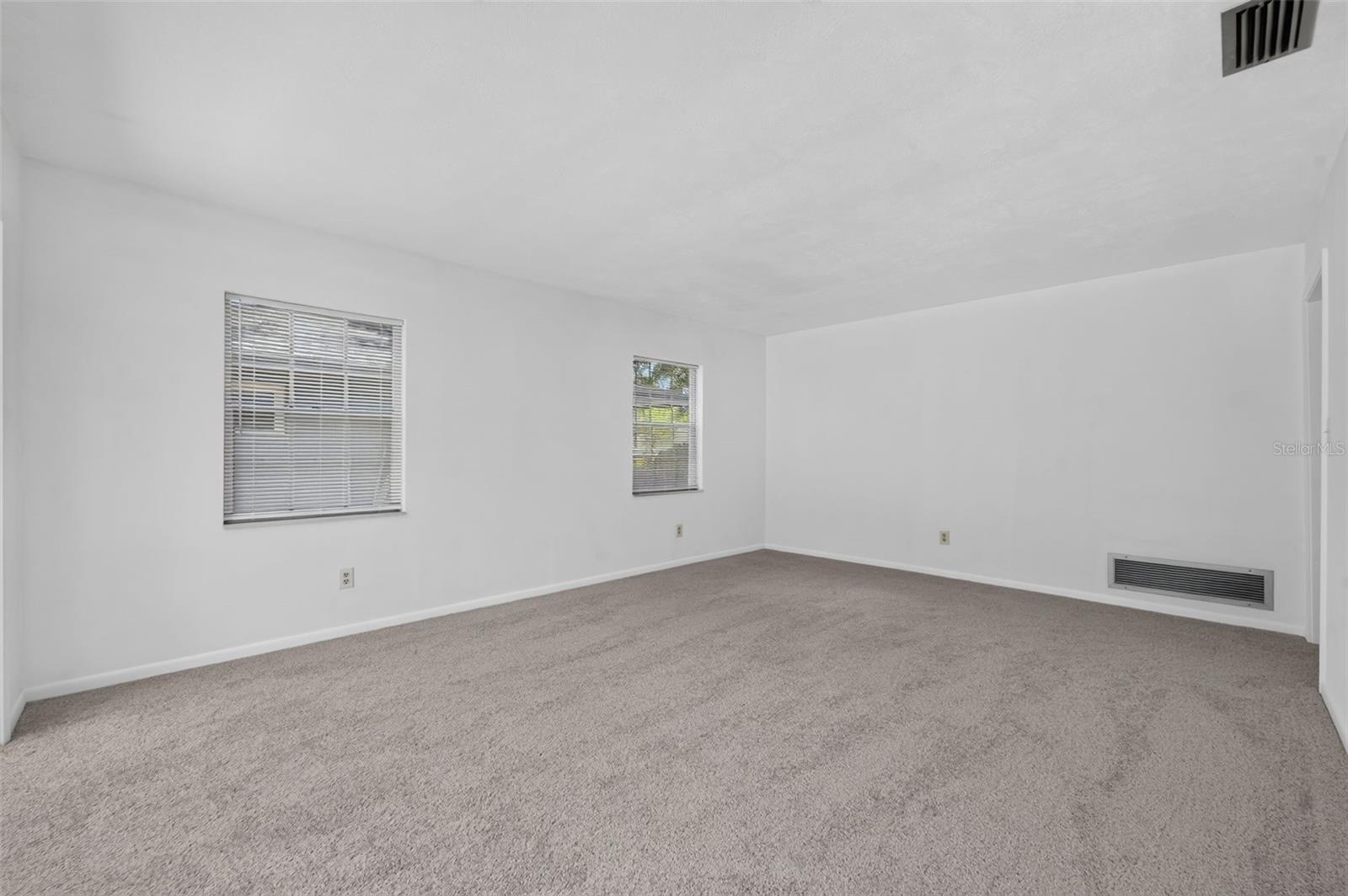 2453 Worthington Rd Property Photo 21