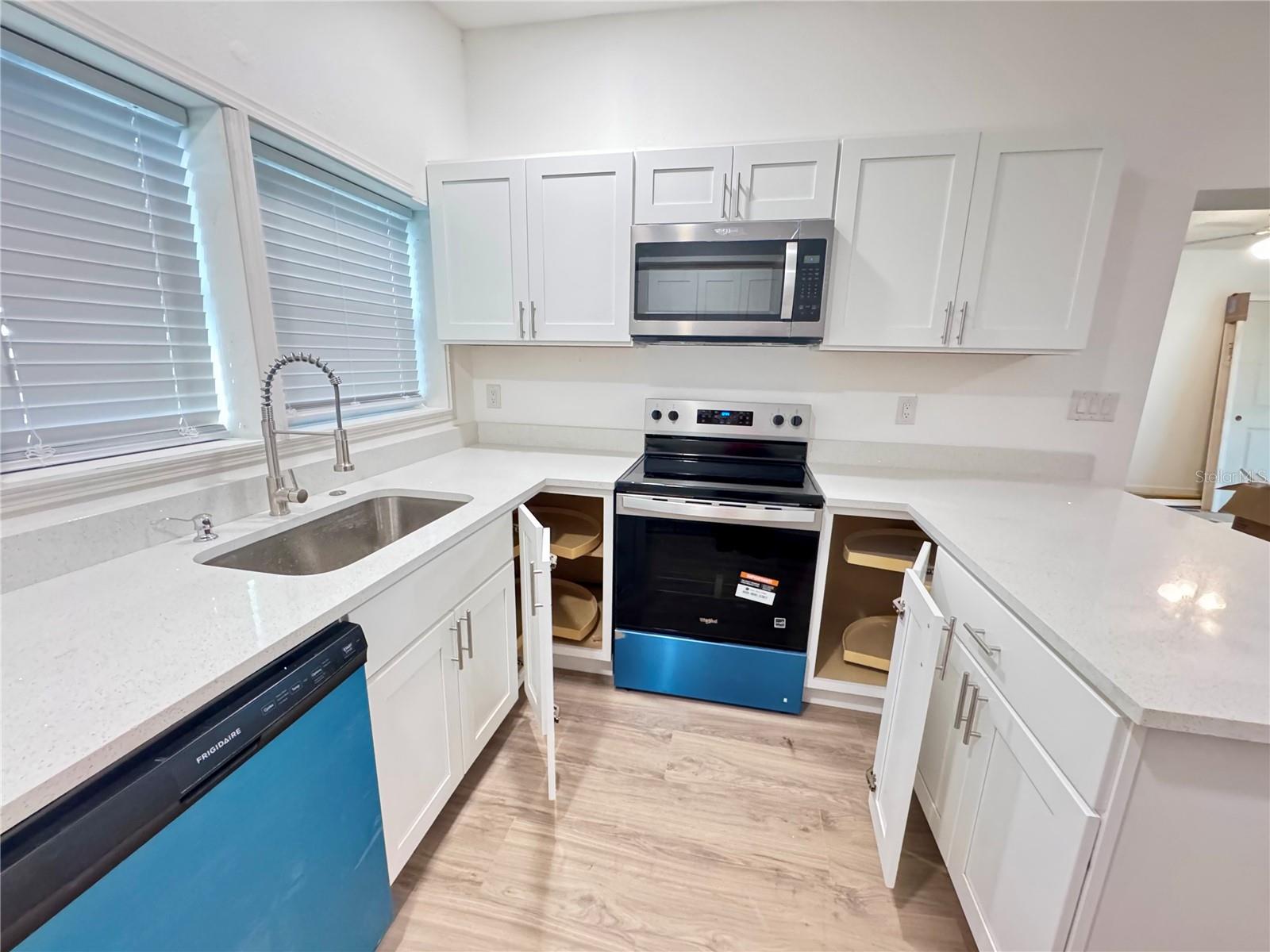 7913 Tidewater Trl Property Photo 9