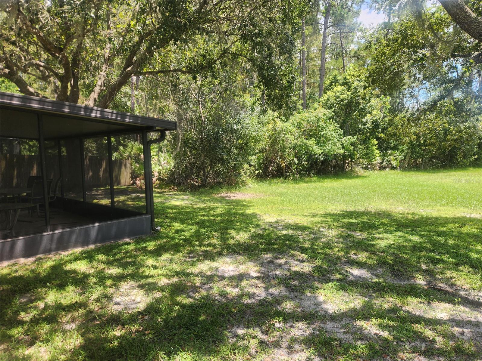 3242 Erskine Dr Property Photo 6