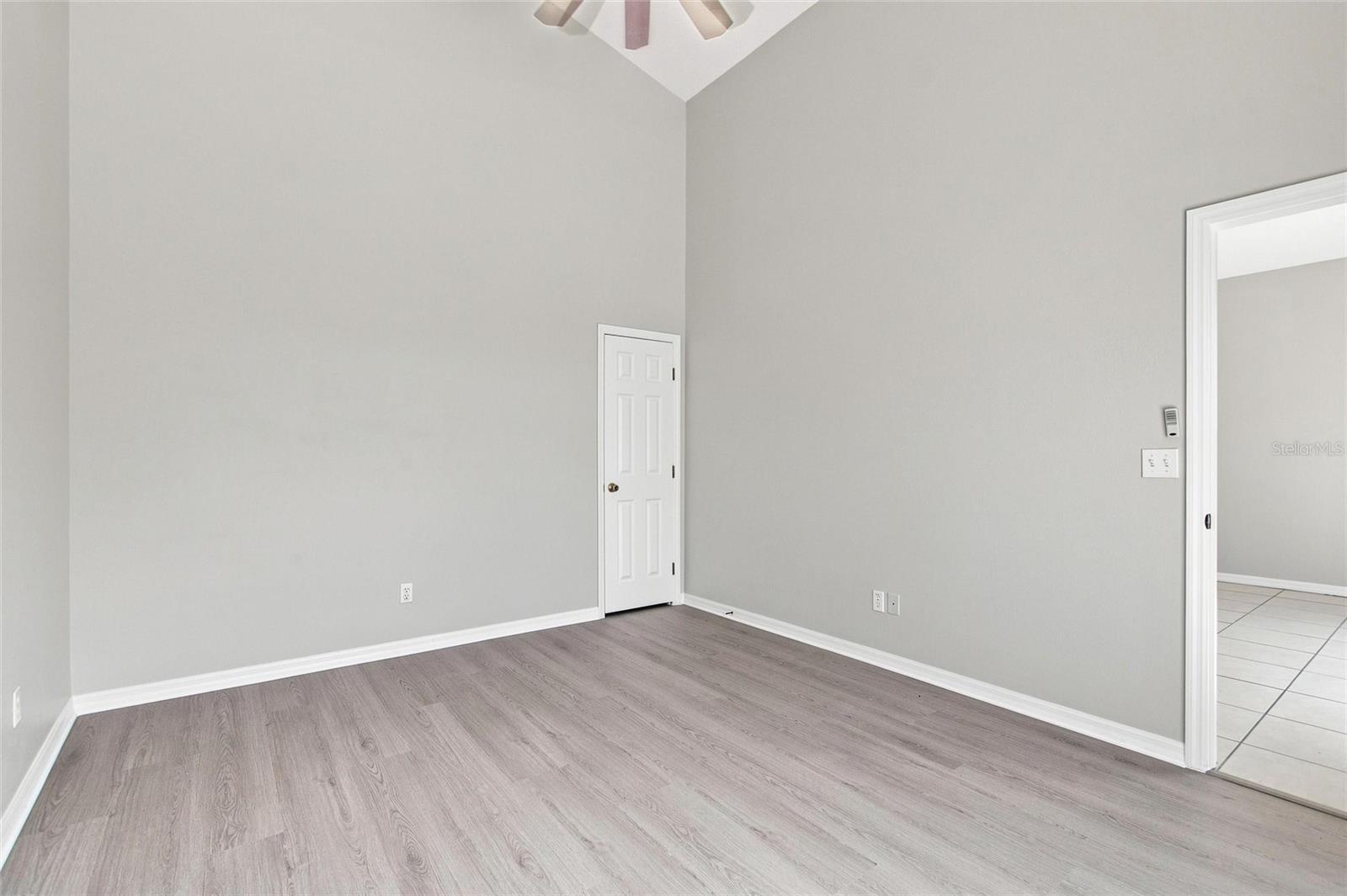 16616 Palm Spring Dr Property Photo 18