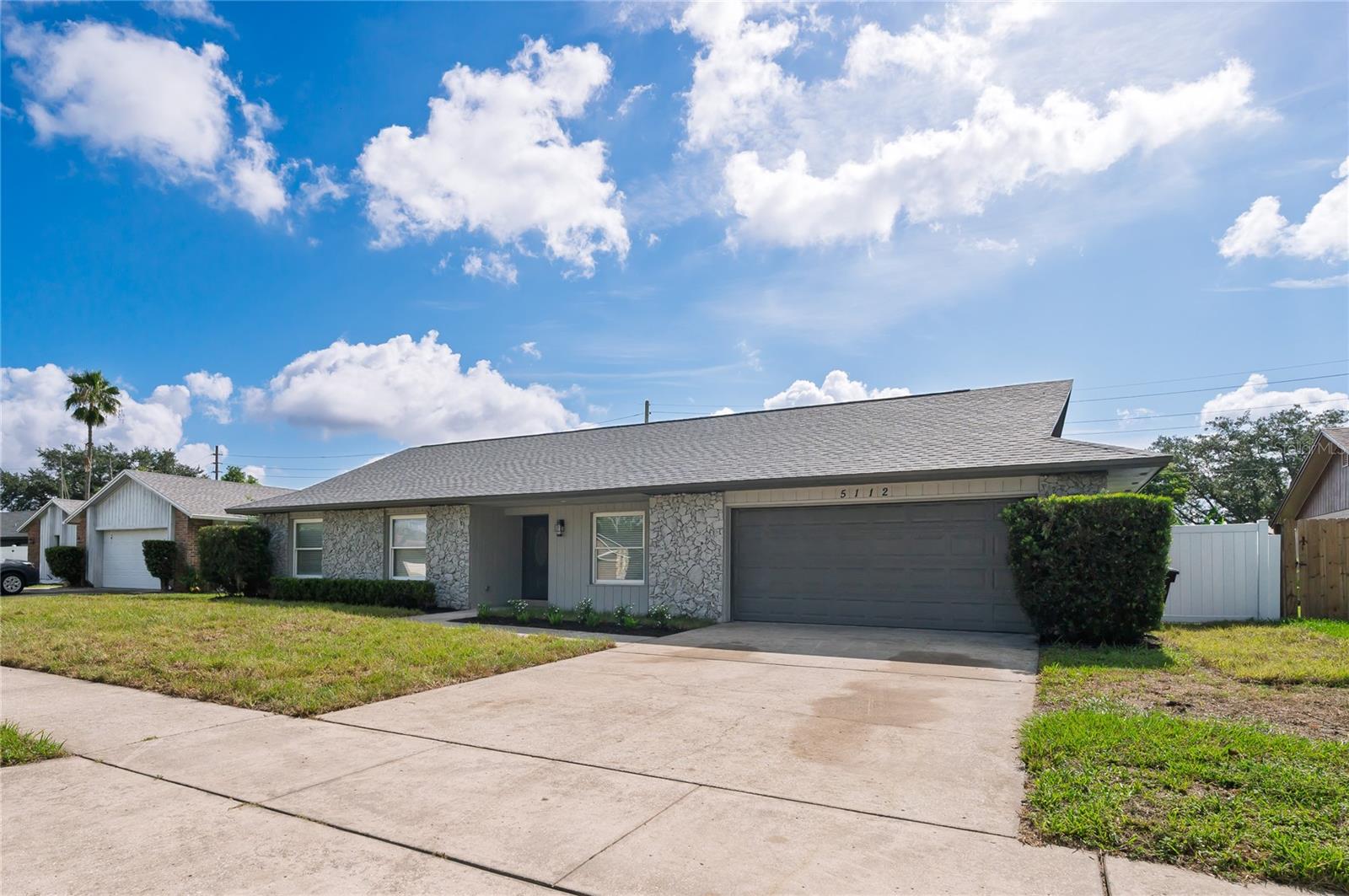 5112 Jeannine Ct Property Photo 3