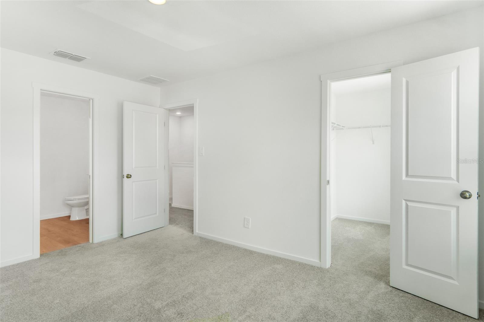 931 Phoenix St Property Photo 18