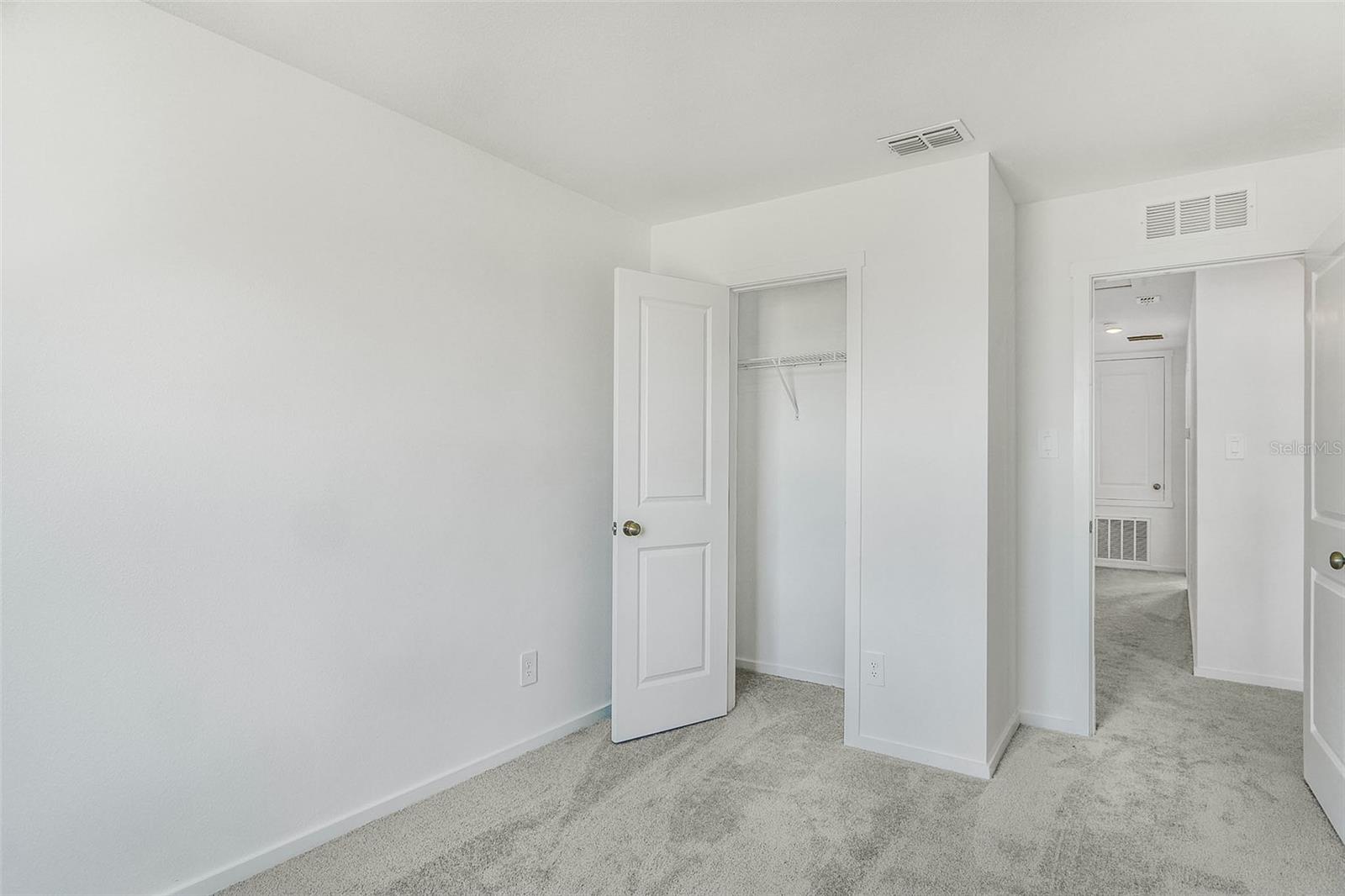 931 Phoenix St Property Photo 27