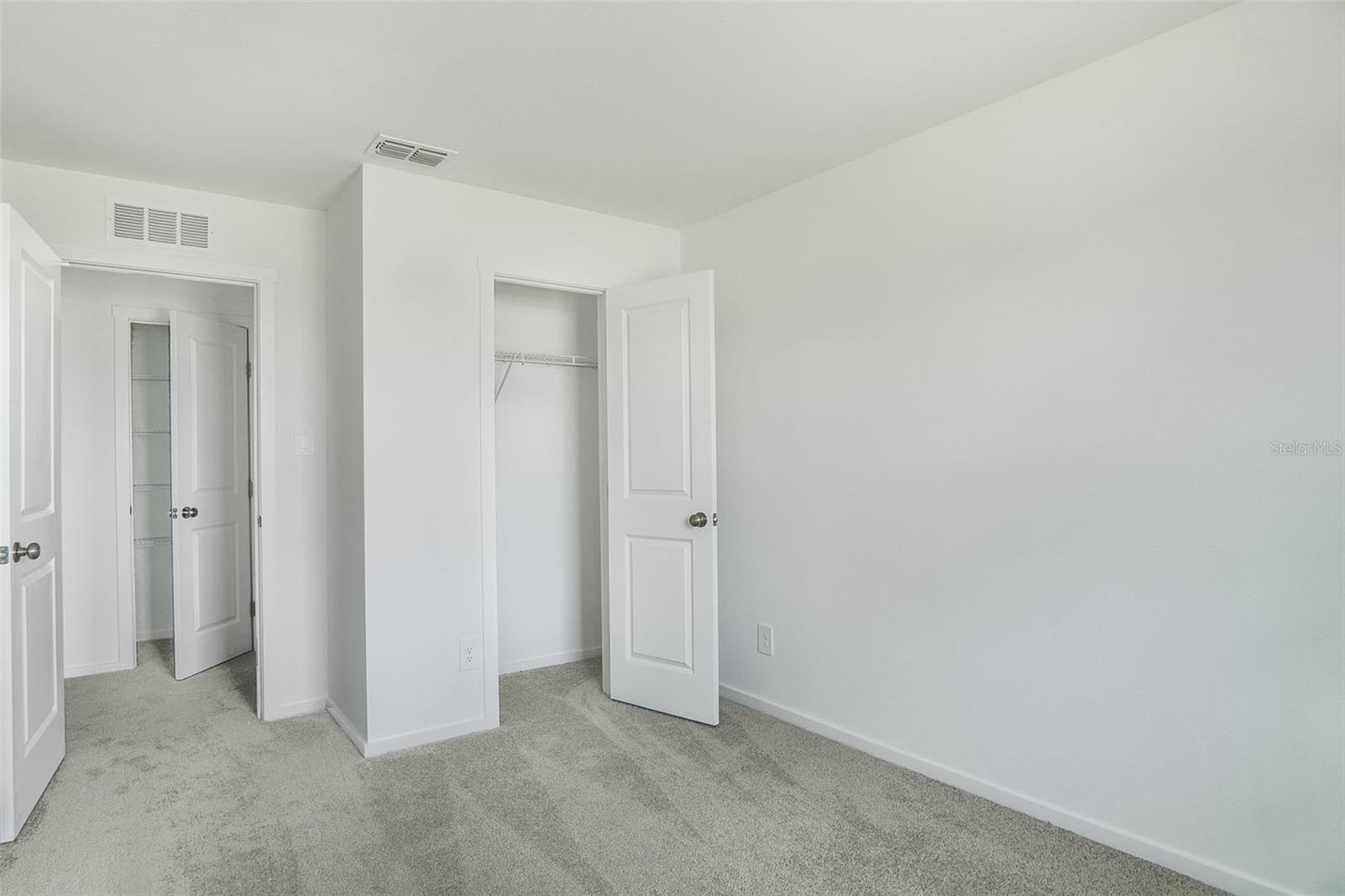 931 Phoenix St Property Photo 33