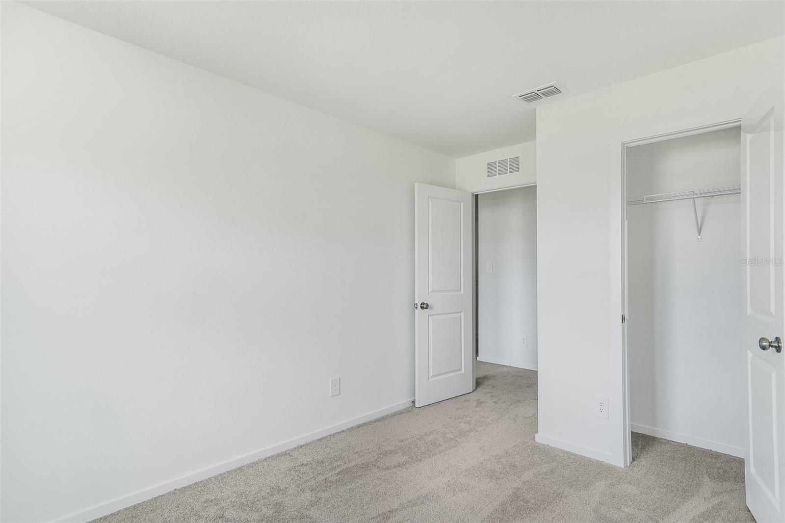 931 Phoenix St Property Photo 34