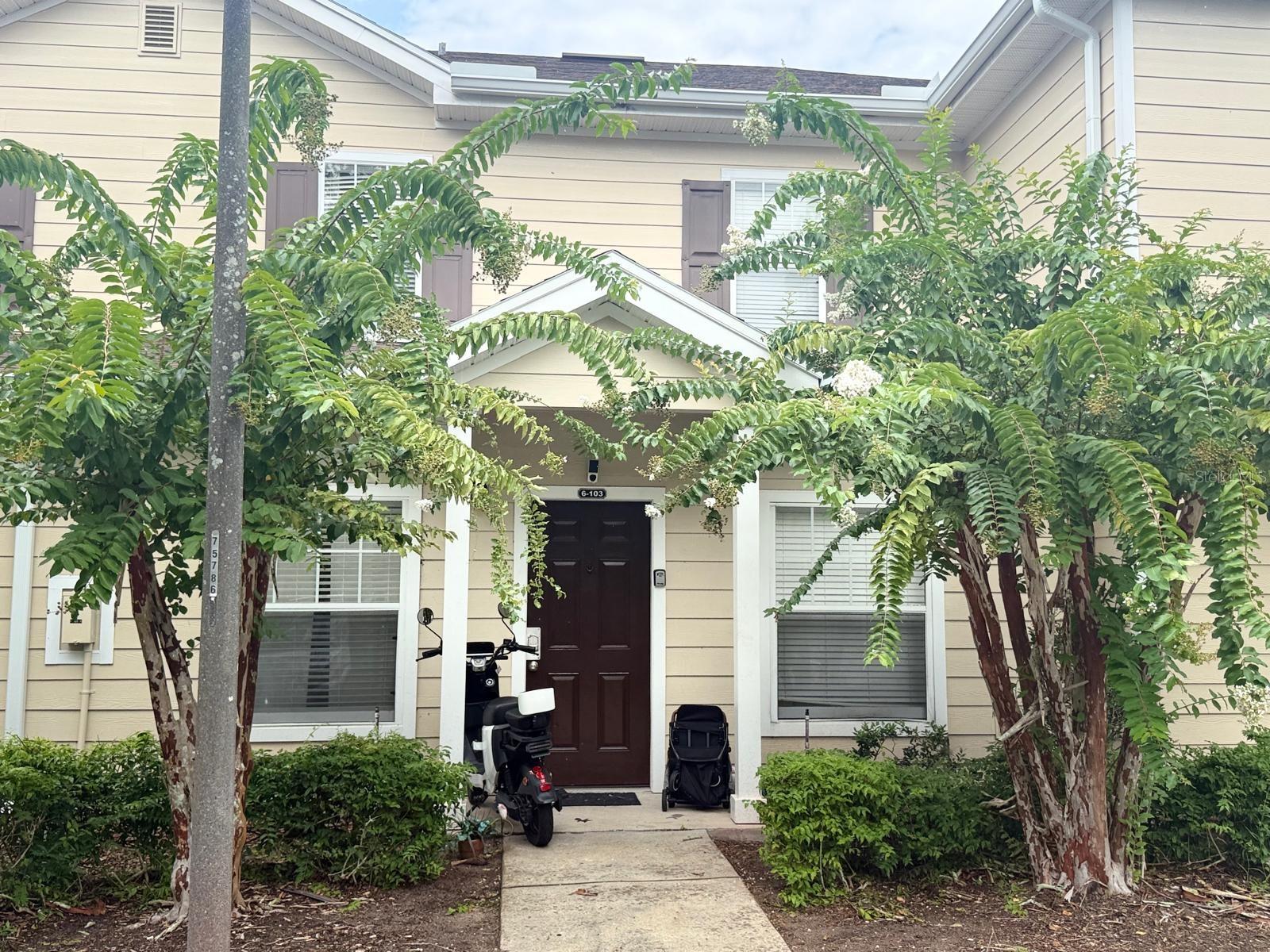 2952 LUCAYAN HARBOUR CIR #103
