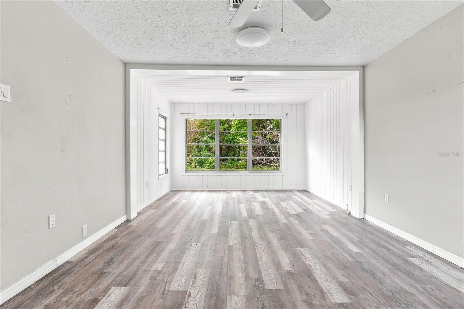 1840 Glengary St Property Photo 17