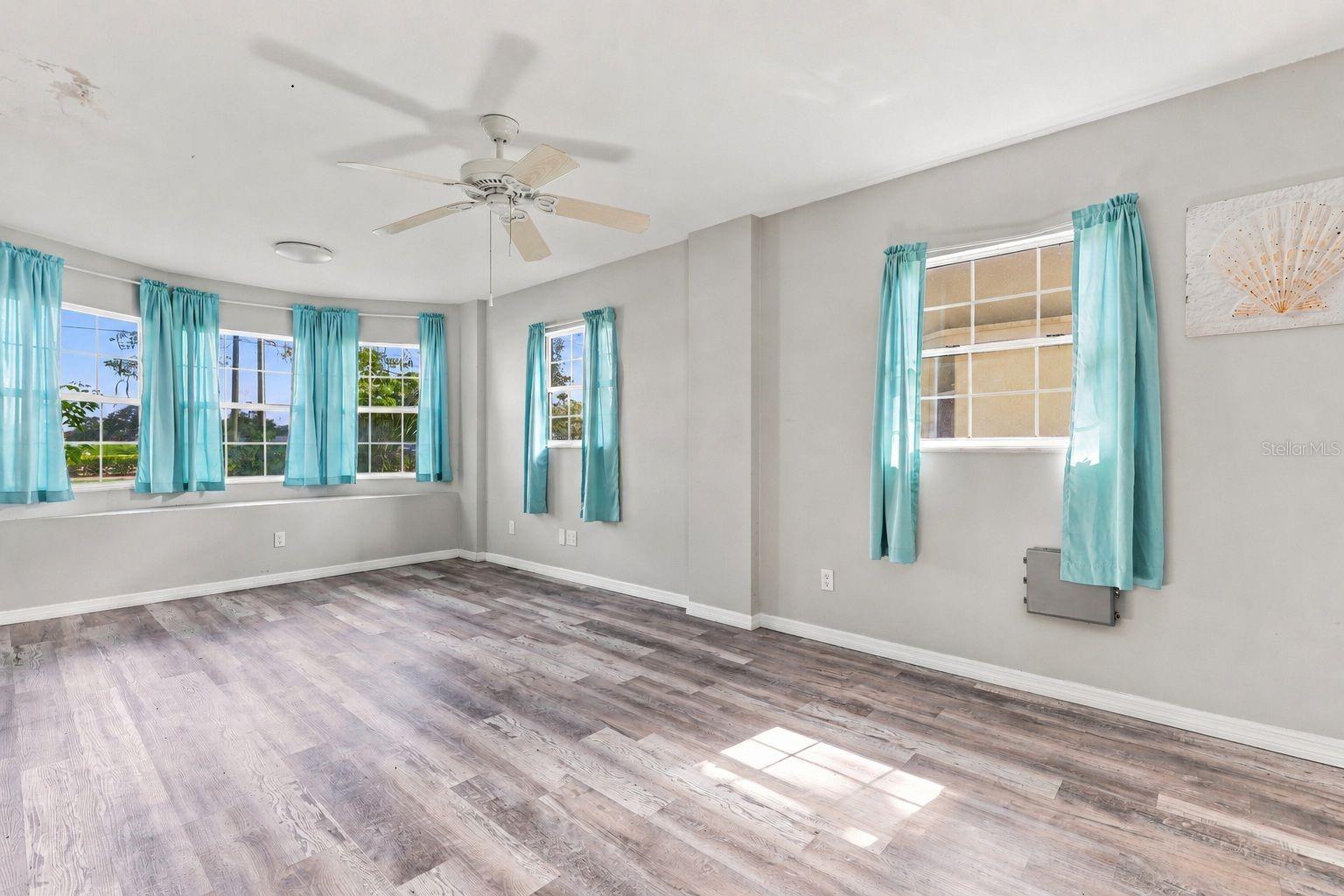 1840 Glengary St Property Photo 19