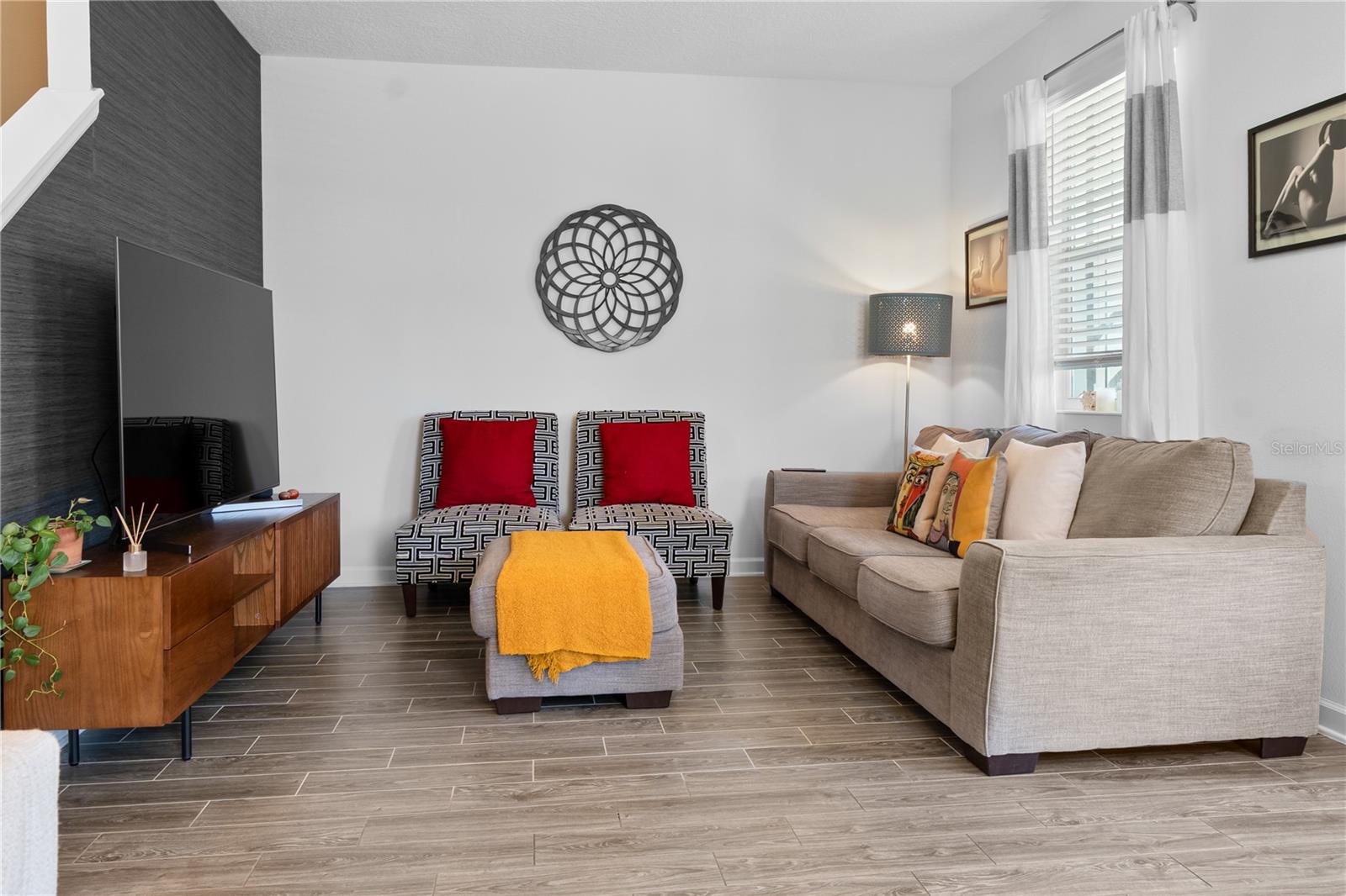 11811 Pulitzer Pl Property Photo 6