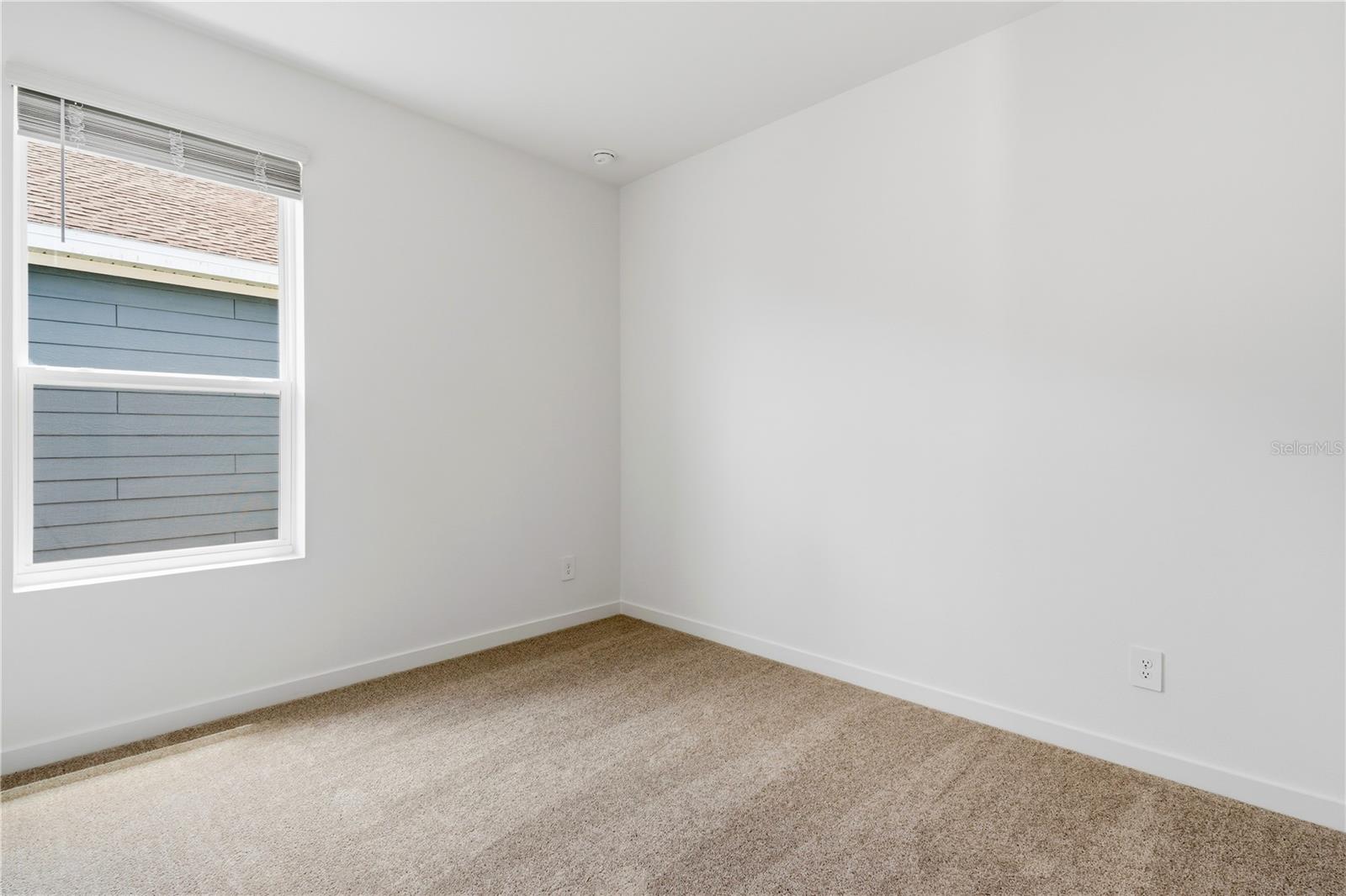 5550 Guava Ct Property Photo 3
