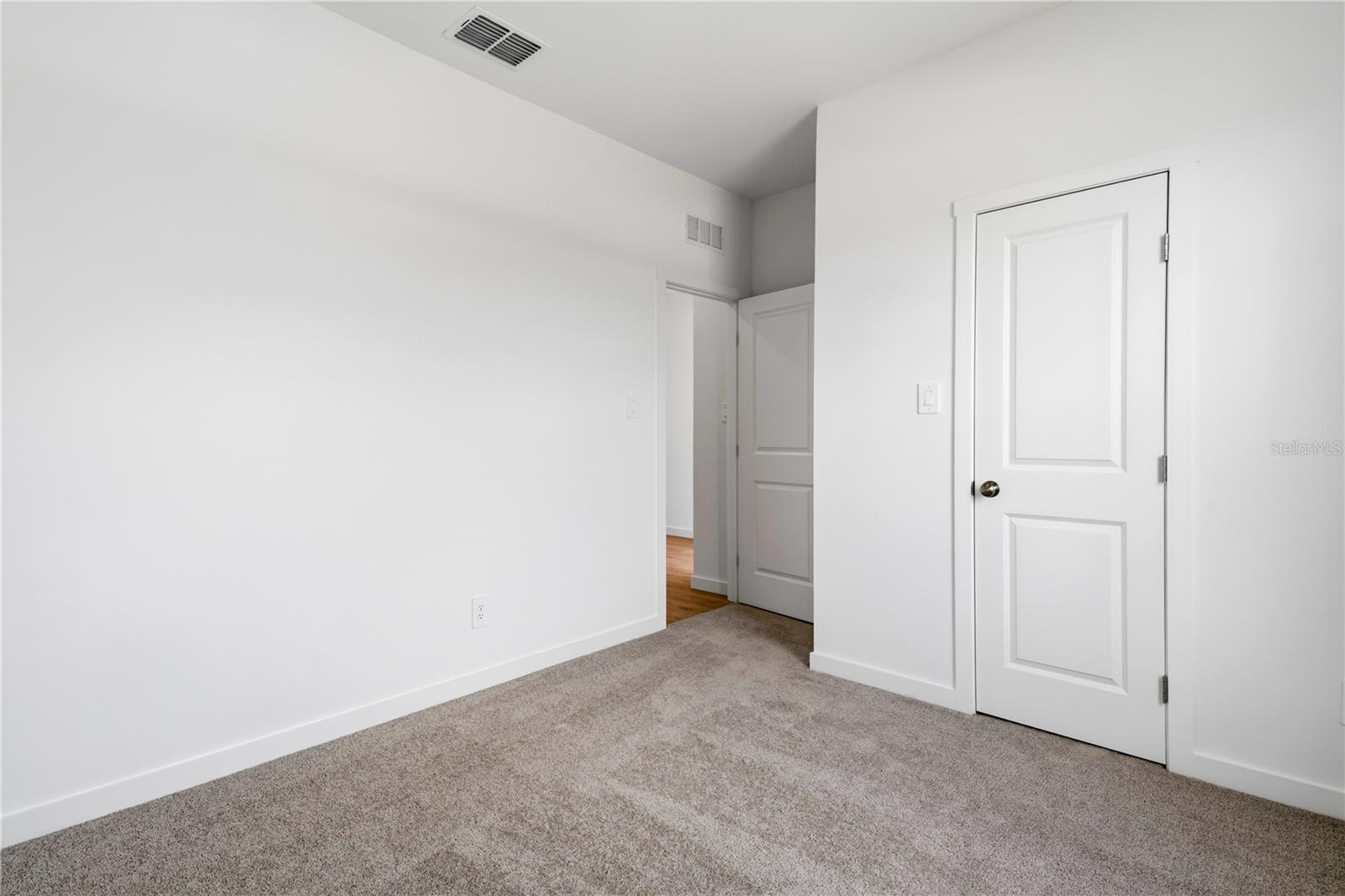 5550 Guava Ct Property Photo 7