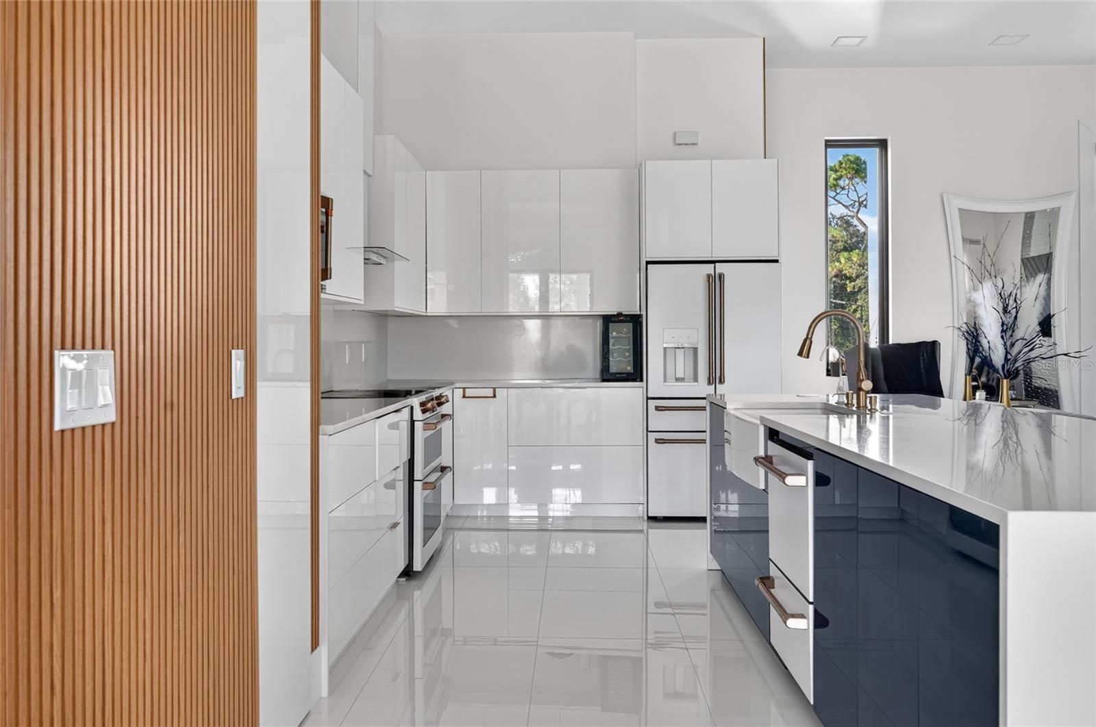 20722 Quinella St Property Photo 13