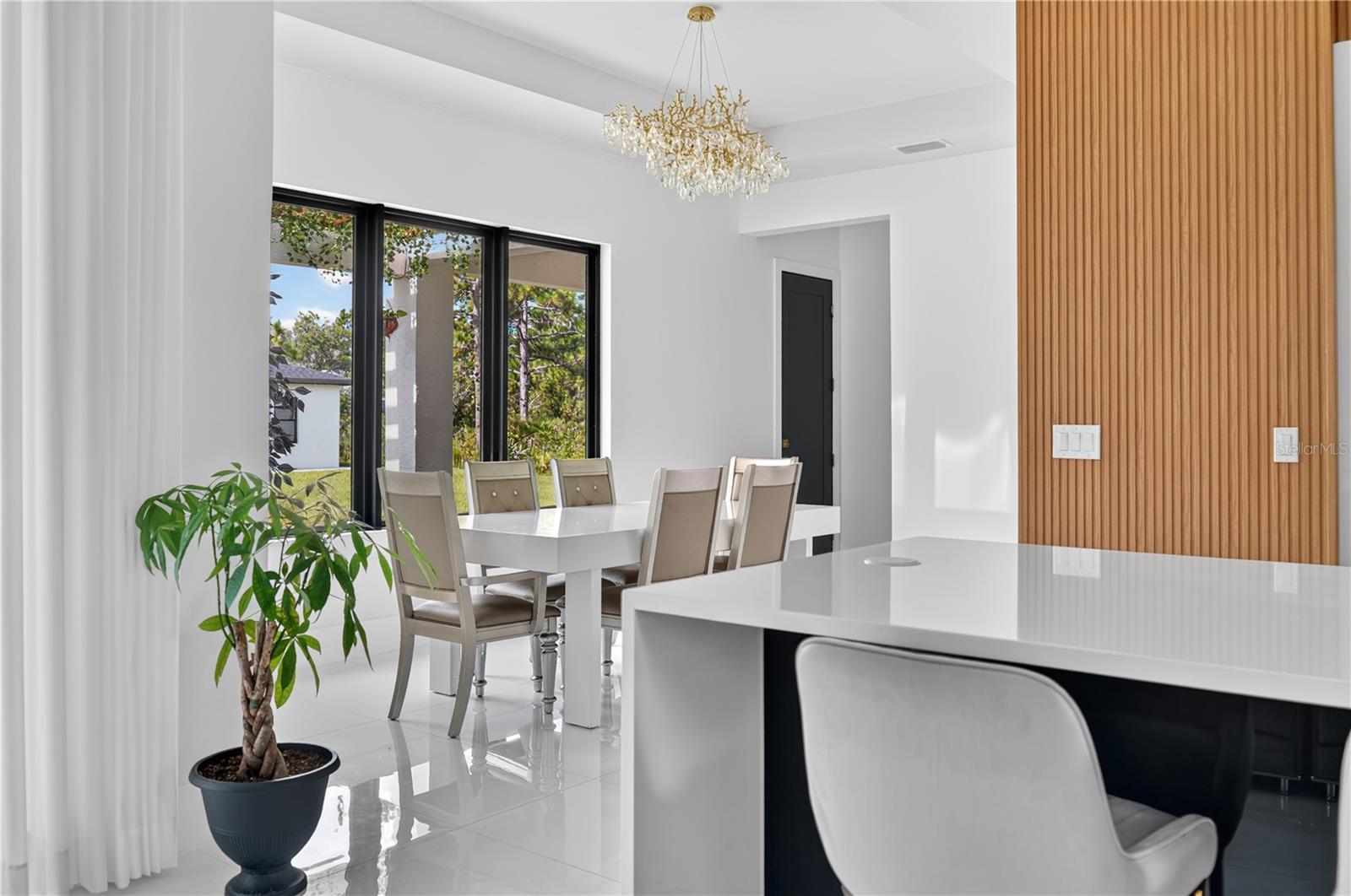 20722 Quinella St Property Photo 20
