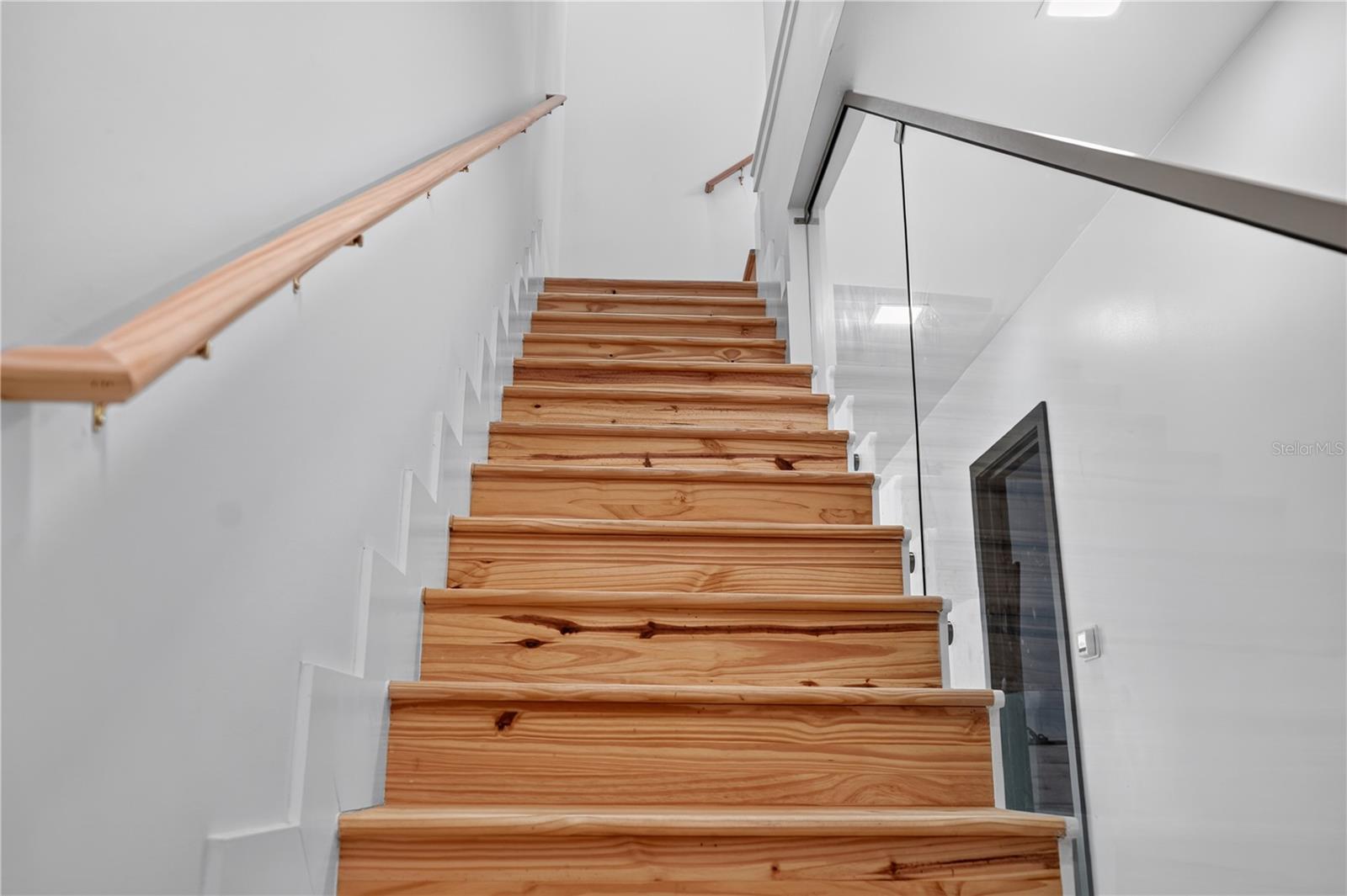 20722 Quinella St Property Photo 43