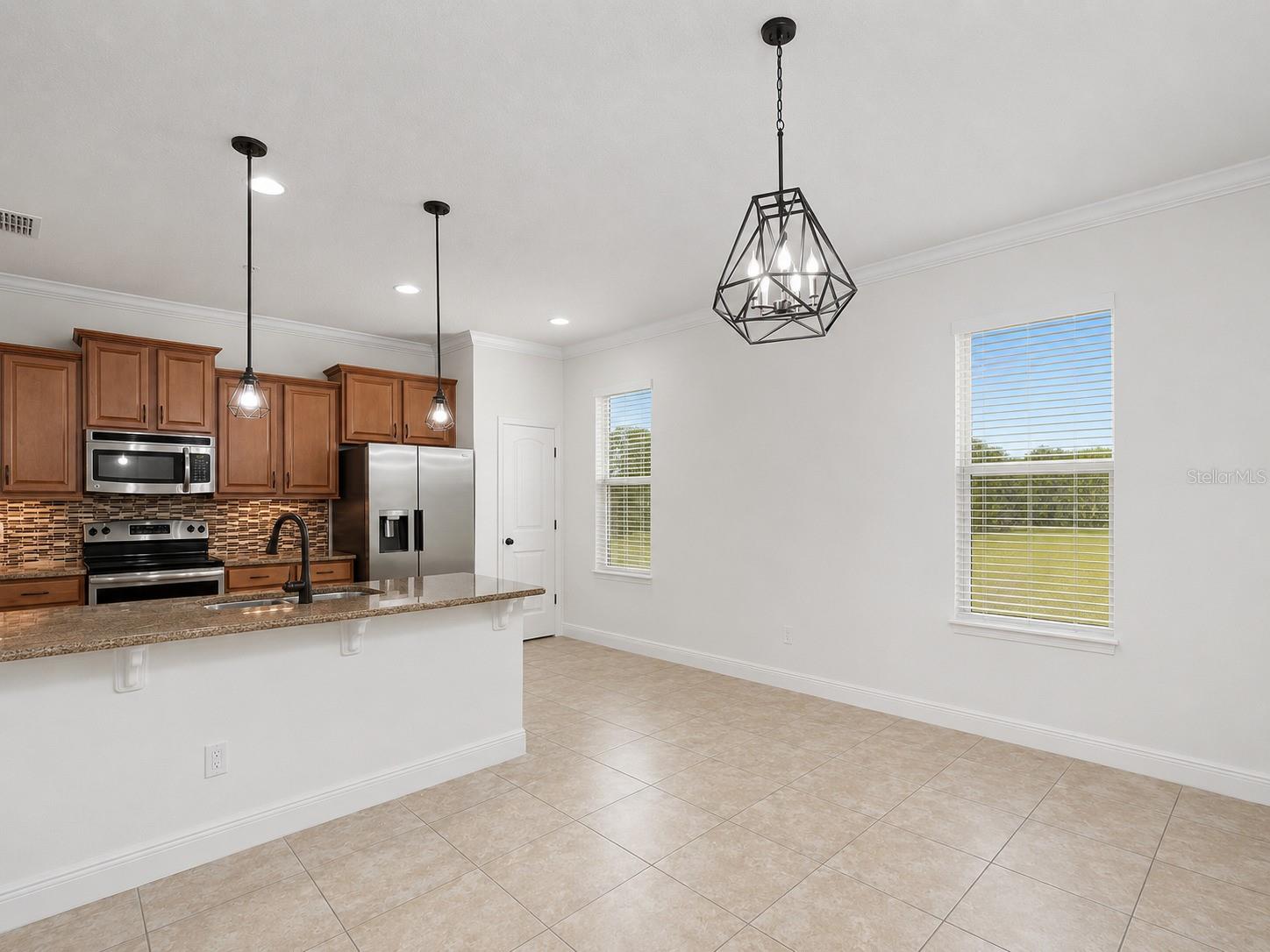 10862 Sunset Ridge Ln Property Photo 7