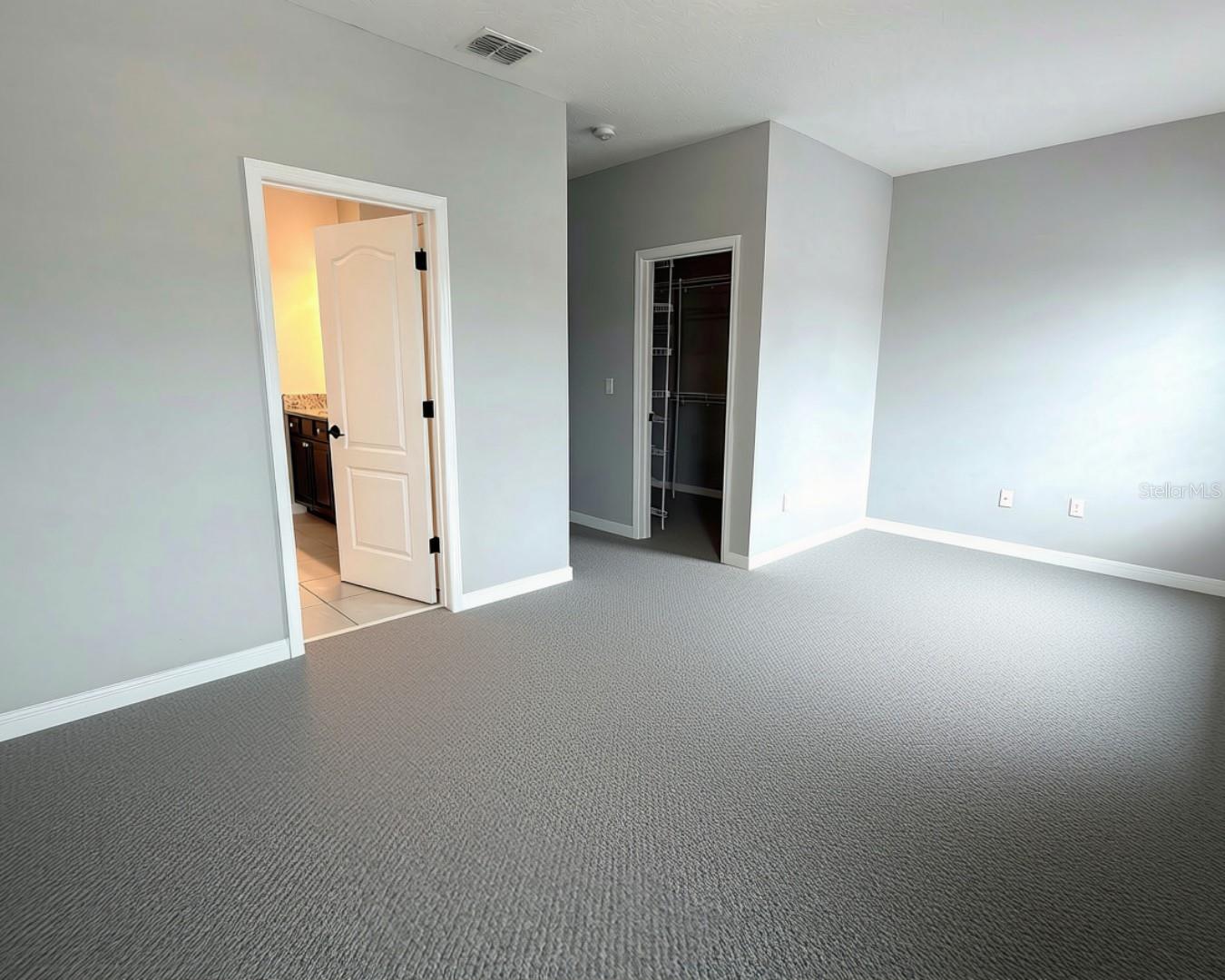 2570 Econ Landing Blvd Property Photo 3