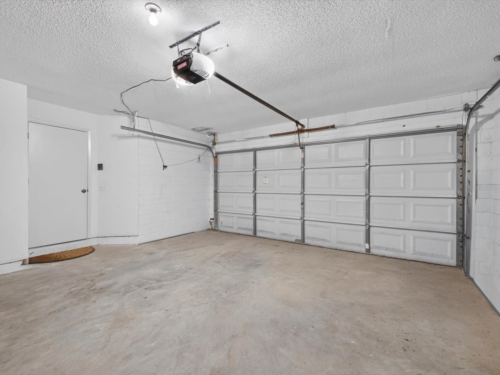 267 Rochester Loop Property Photo 24