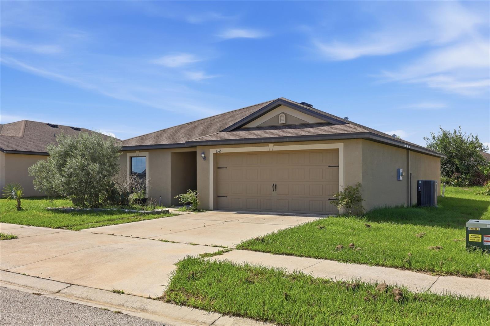 2166 MANDARIN LOOP Property Photo 1