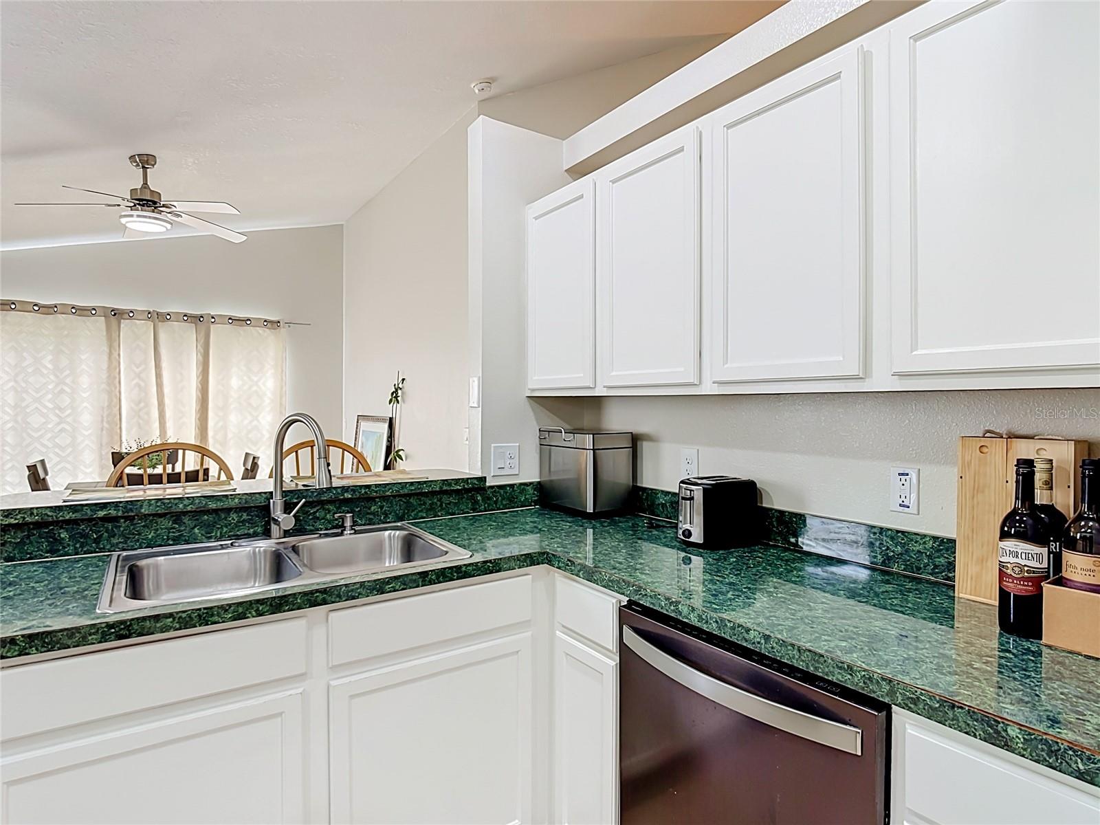 1128 Pinedale Dr Property Photo 40