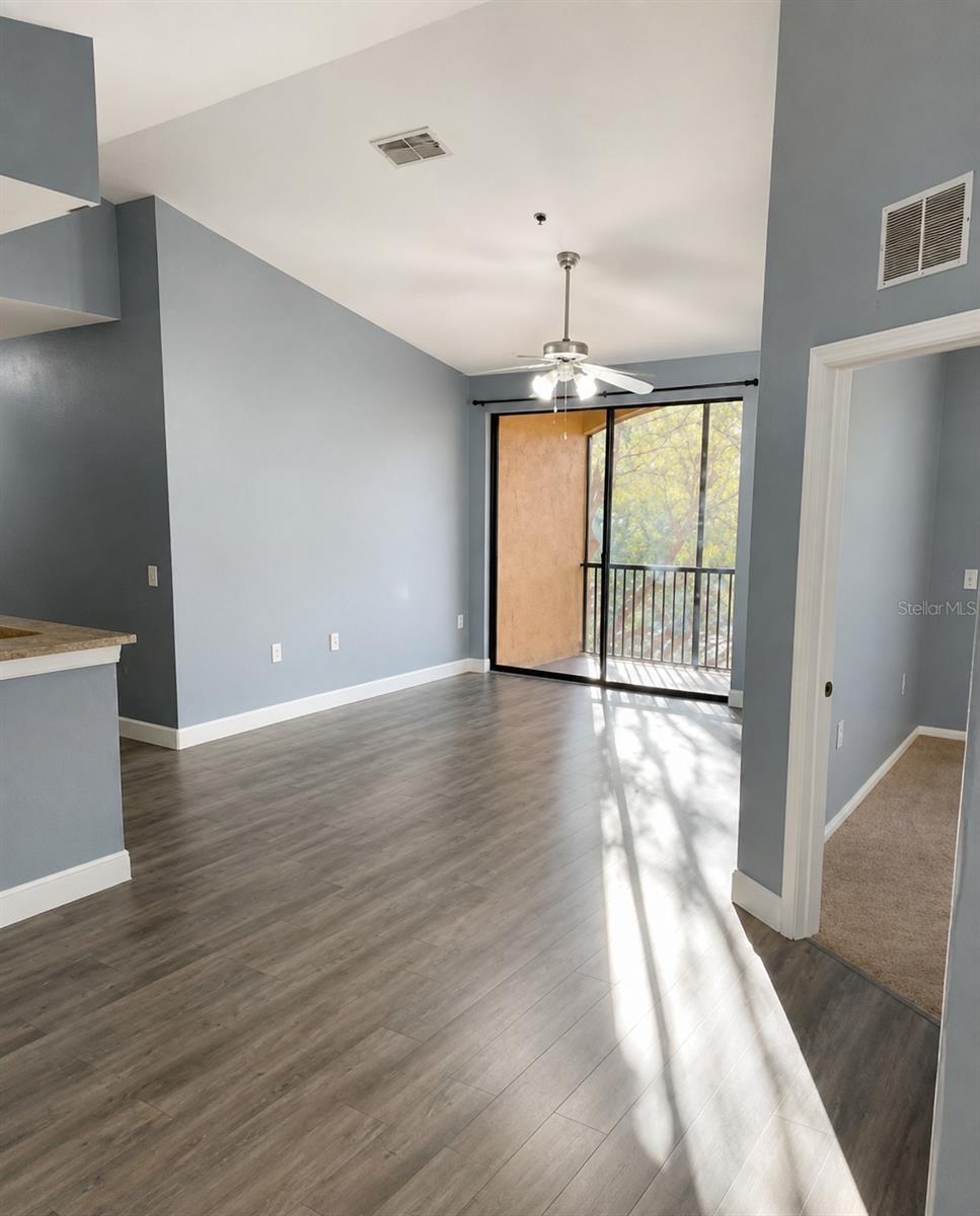 6169 Metrowest Blvd #306 Property Photo 6