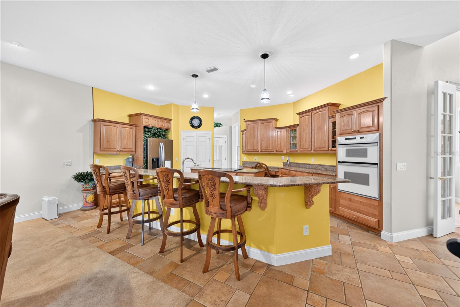 2335 Forest Club Dr Property Photo 15