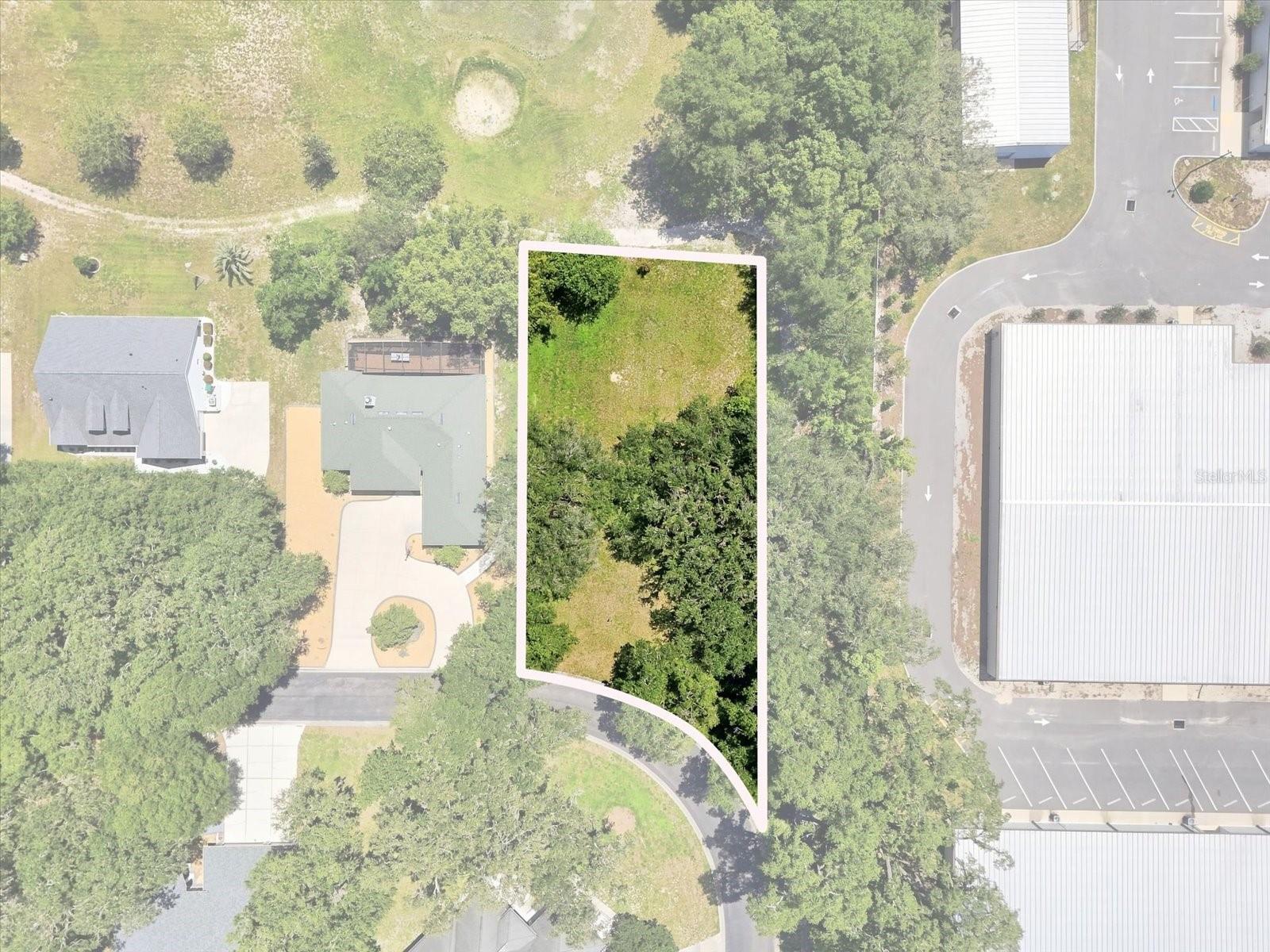 512 Dowling Cir Property Photo 4