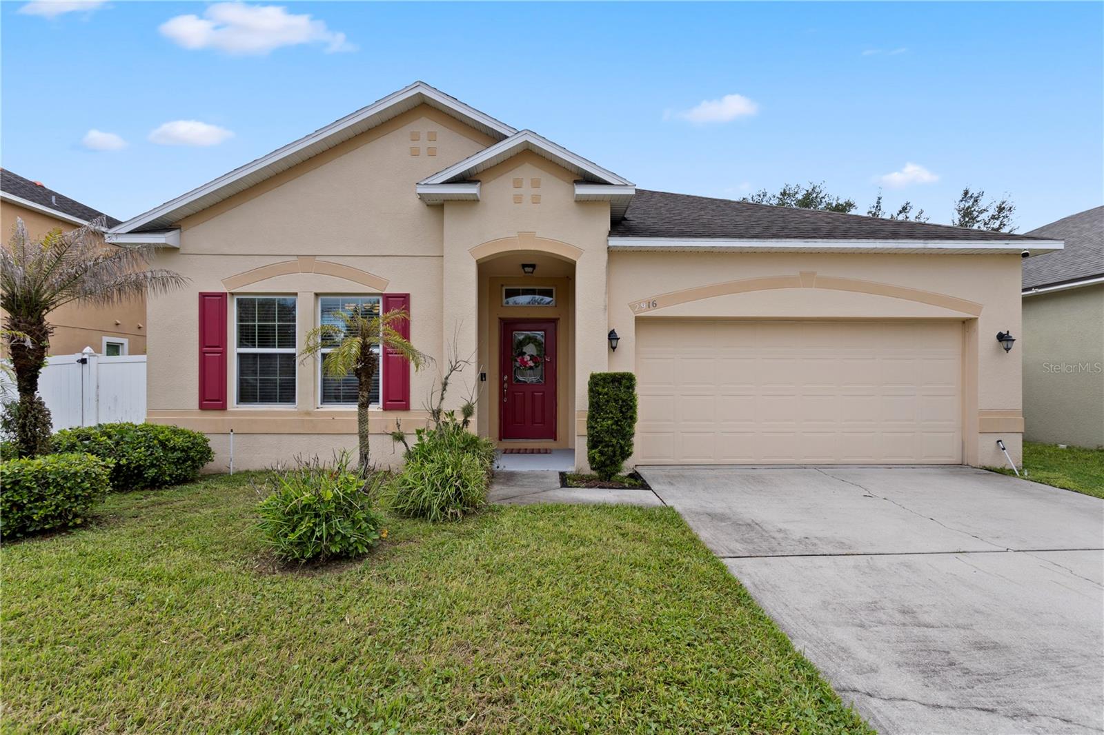 2916 Moonstone Bnd Property Photo 1