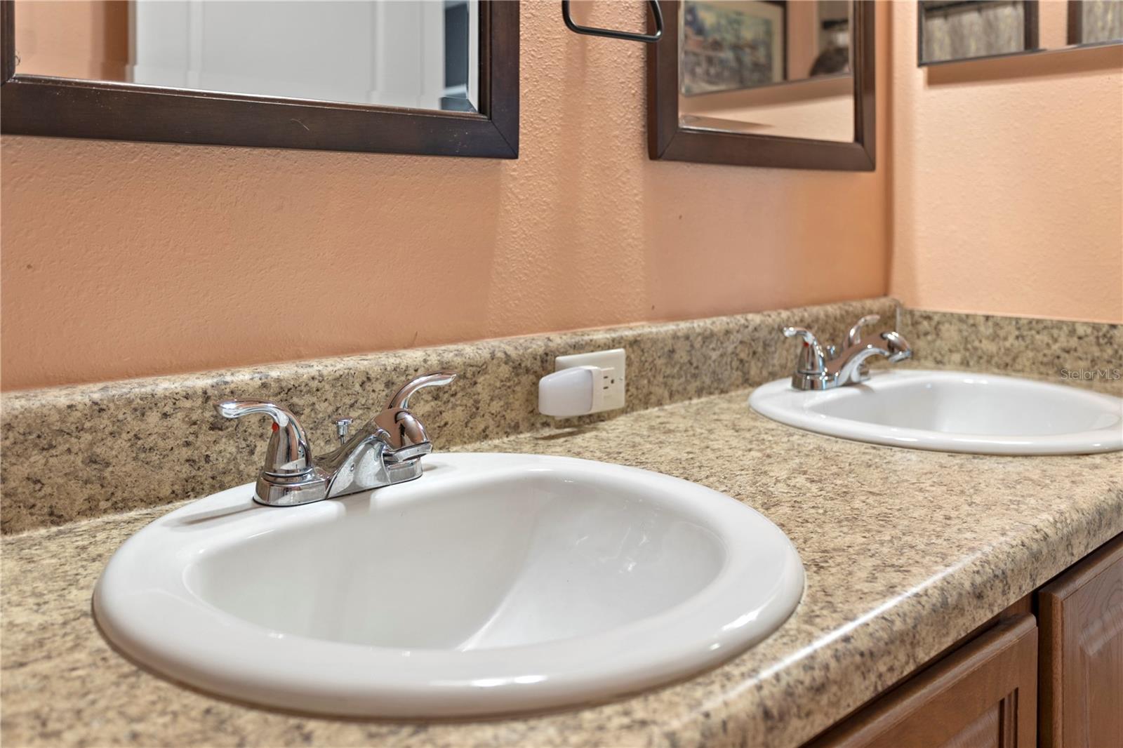 2916 Moonstone Bnd Property Photo 27