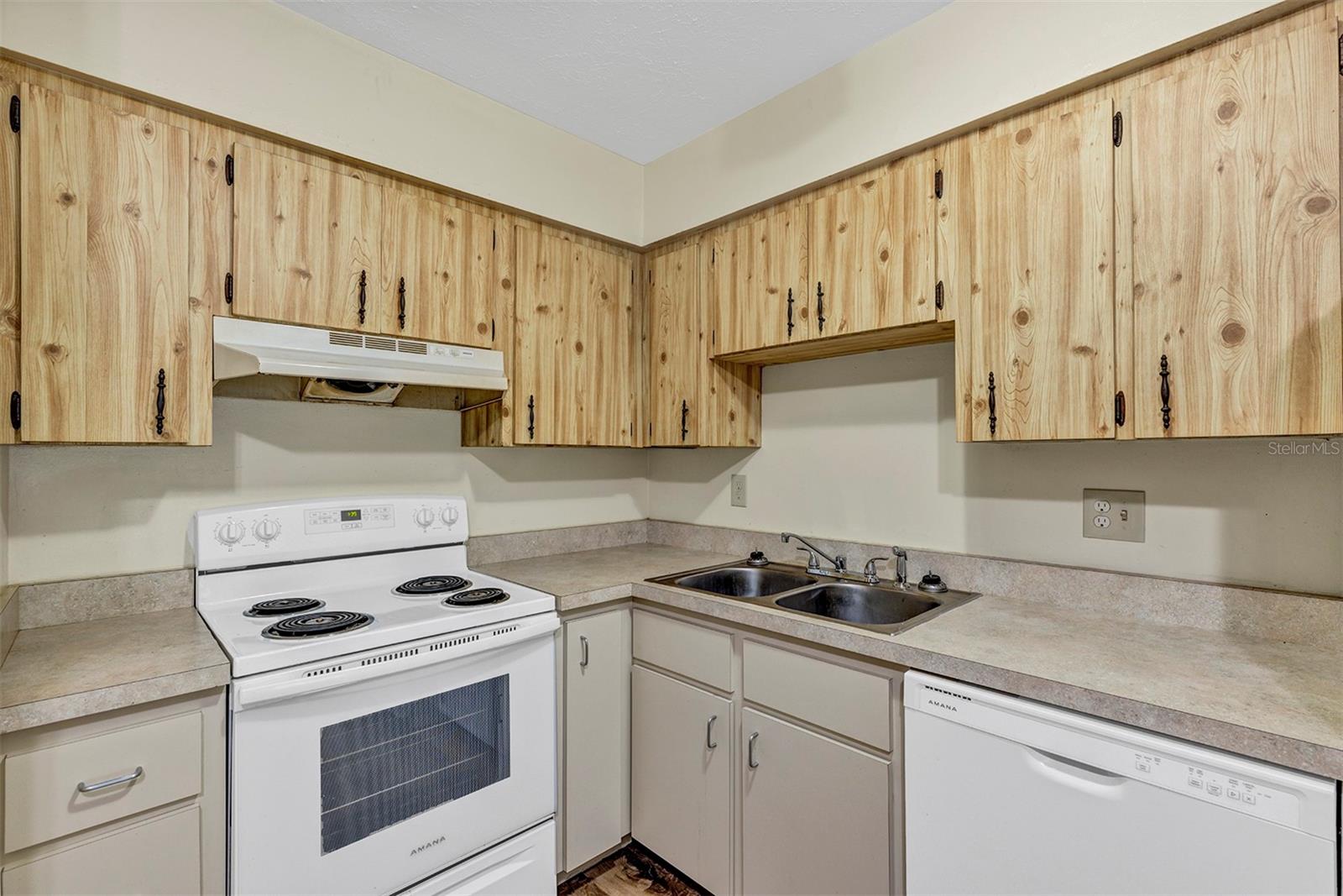 3800 Se 17th Ct Property Photo 10