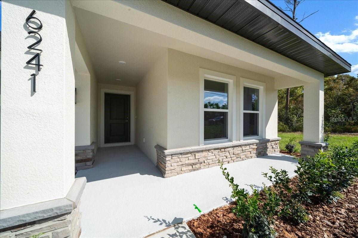 6241 Freeport Dr Property Photo 2