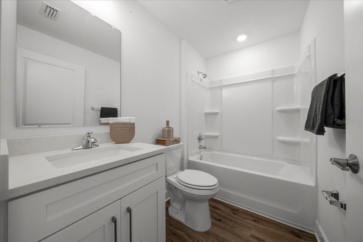6241 Freeport Dr Property Photo 23