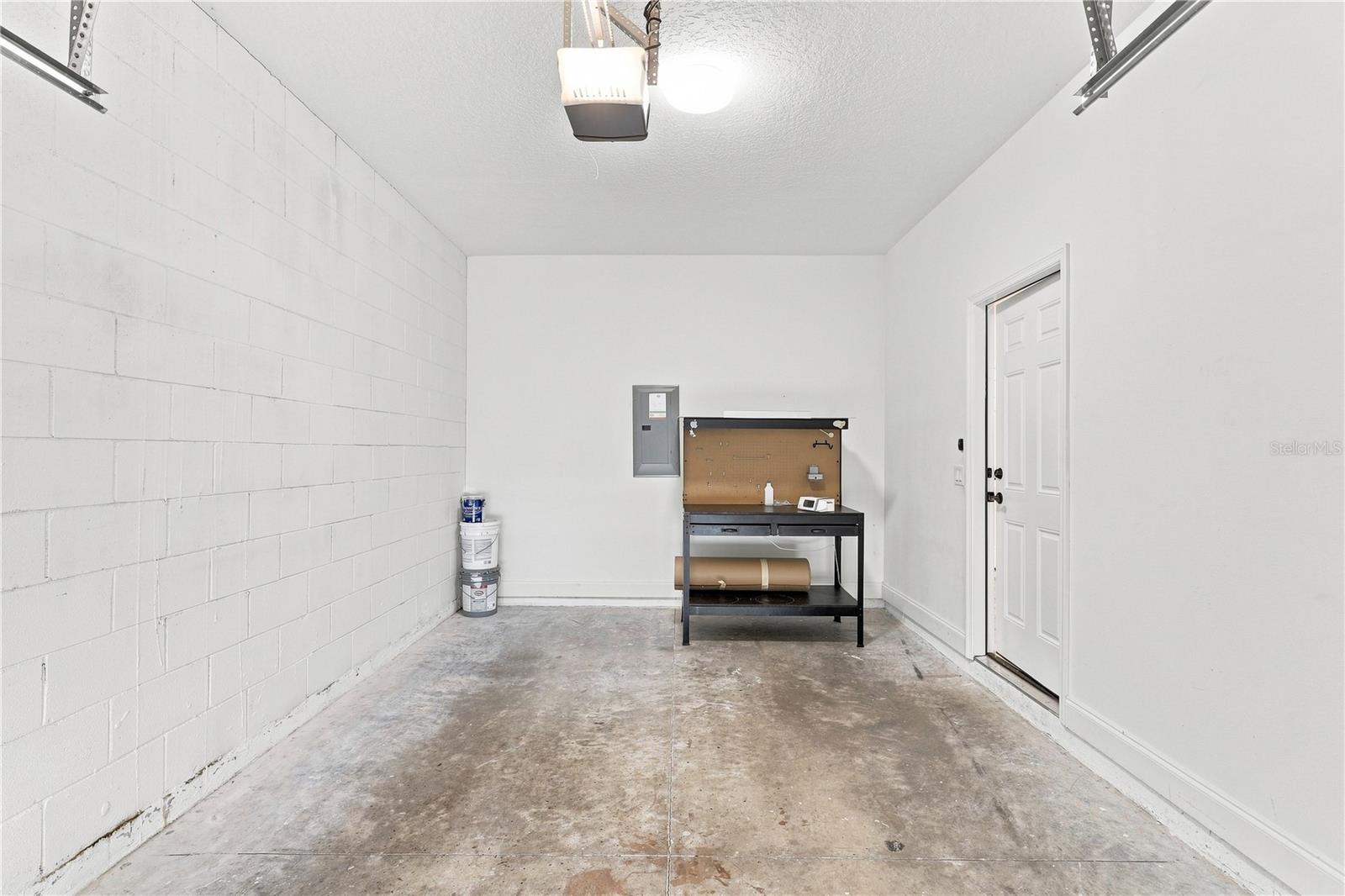 20 W Princeton St Property Photo 25