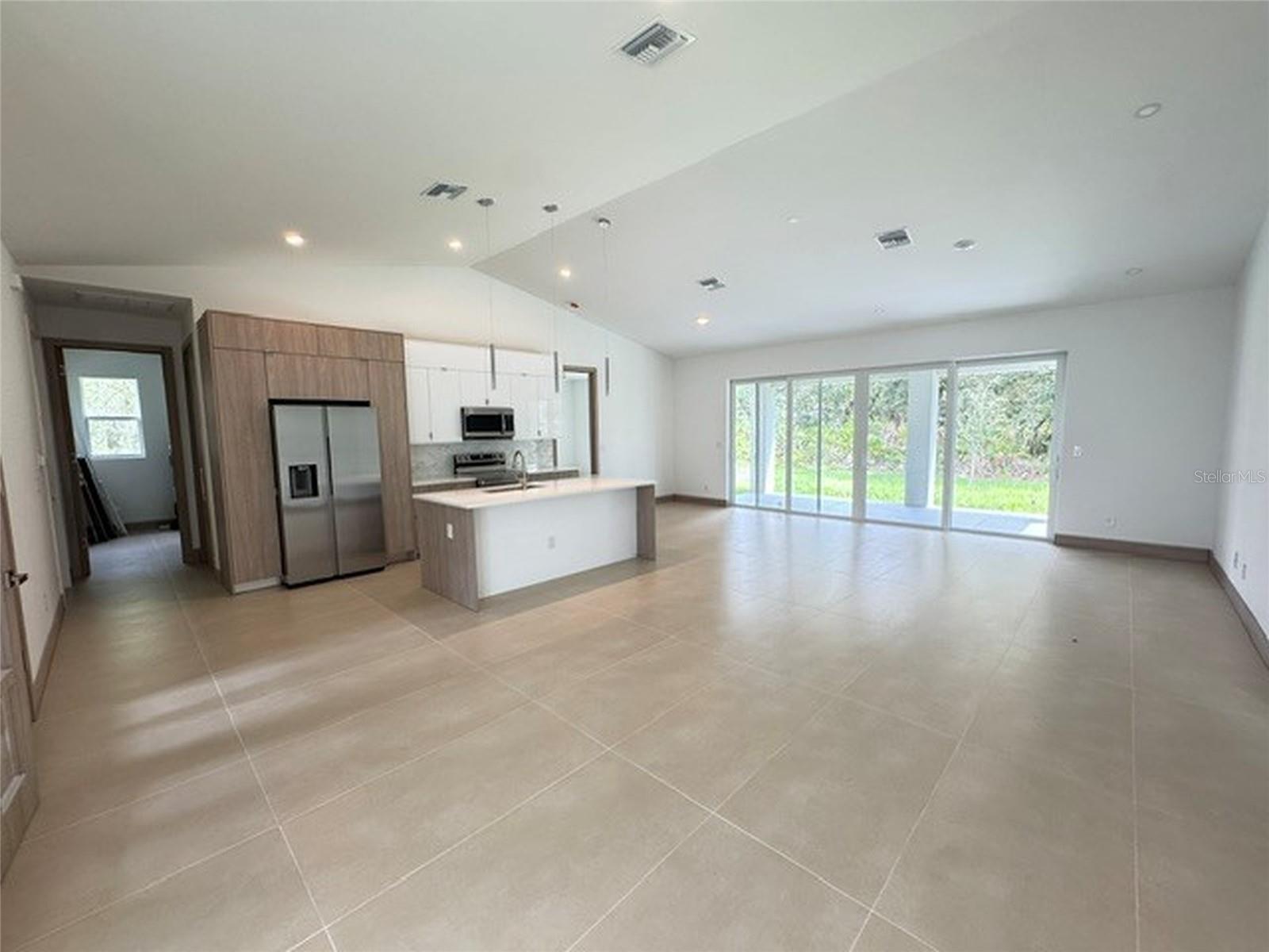 3259 Langmaid Ave Property Photo 12
