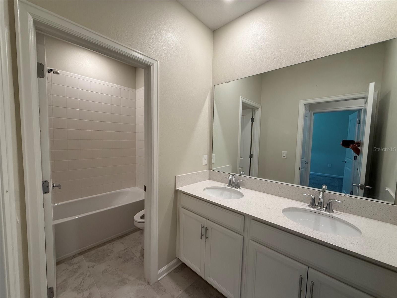 17016 Quicksilver Ave Property Photo 14