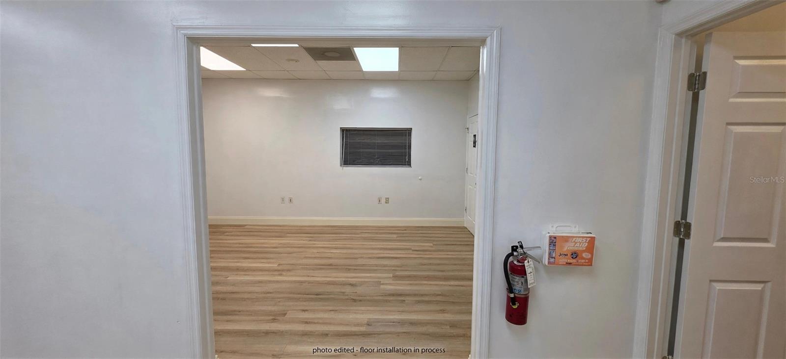 7810 Kingspointe Pkwy #4 Property Photo 9