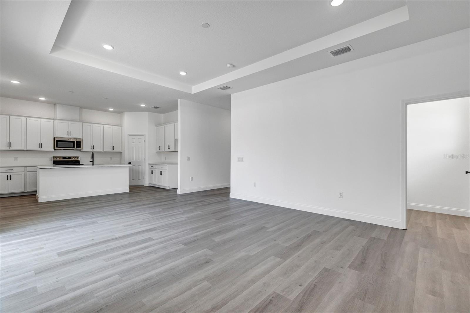 1306 East Pkwy Property Photo 3