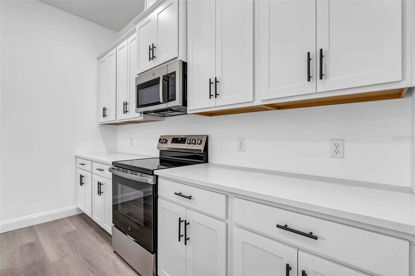 1306 East Pkwy Property Photo 8
