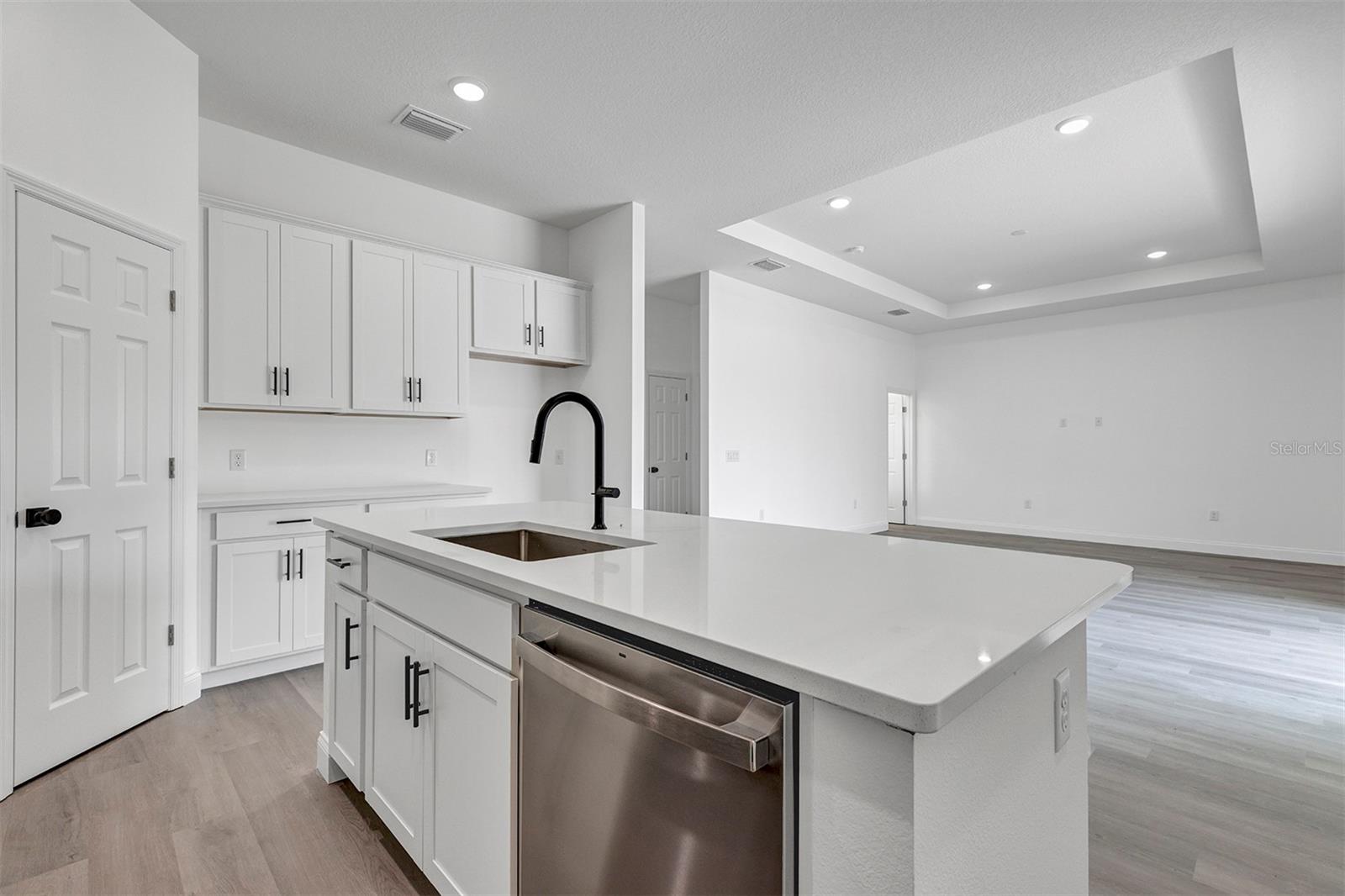 1306 East Pkwy Property Photo 11