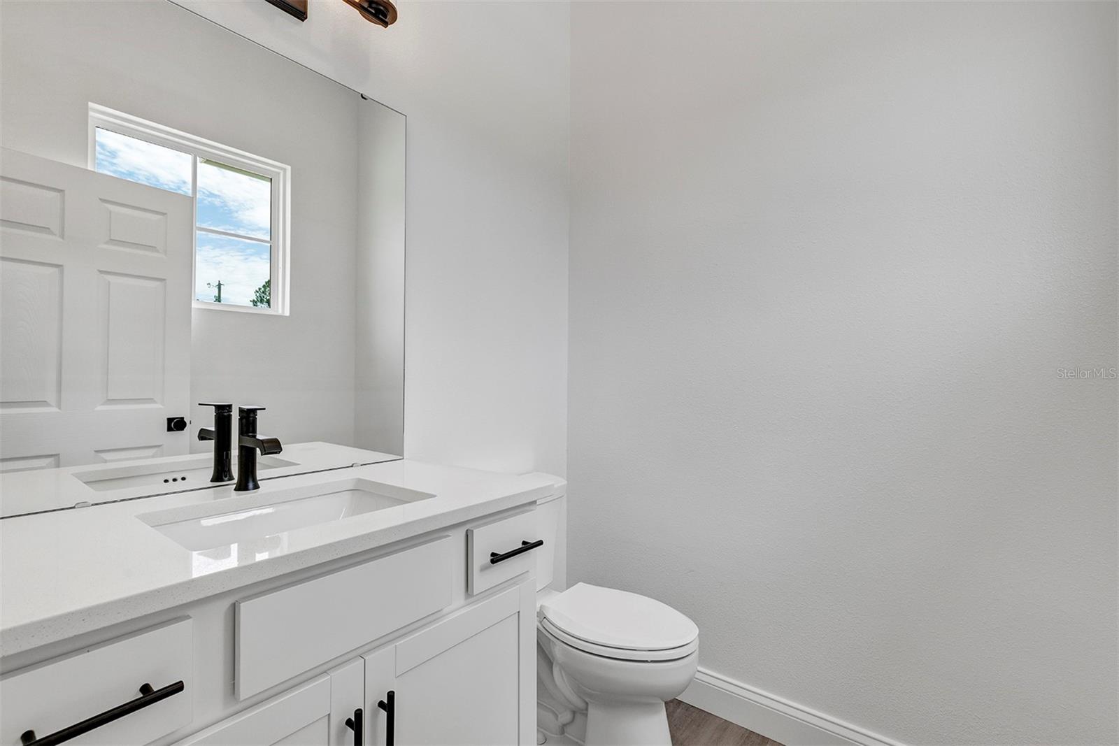 1306 East Pkwy Property Photo 22
